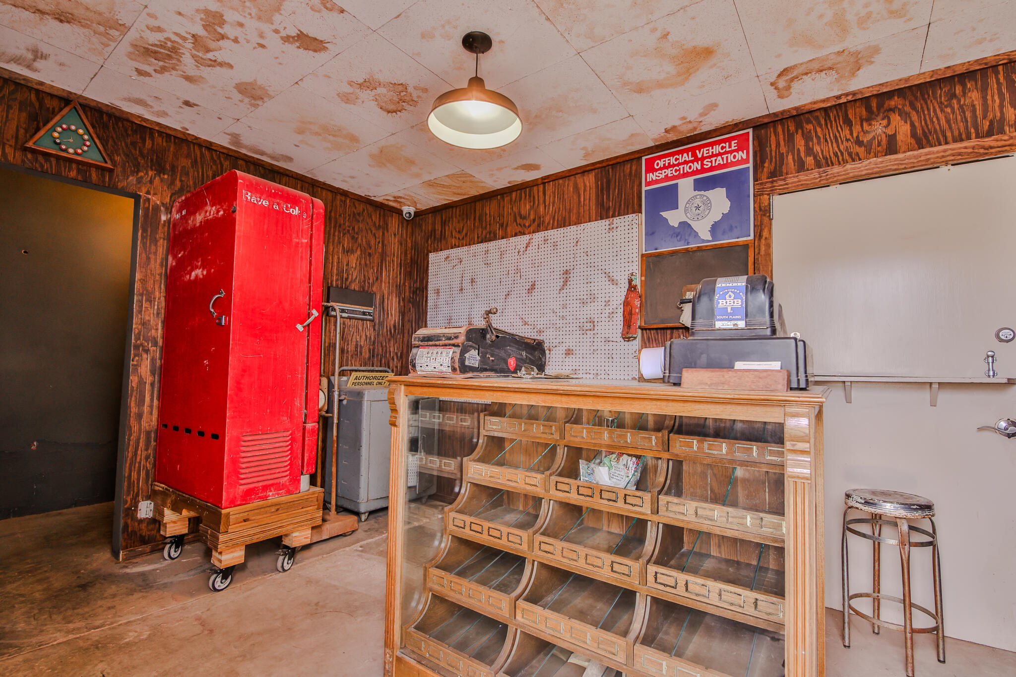 1942 Texas Avenue Property Photo 5