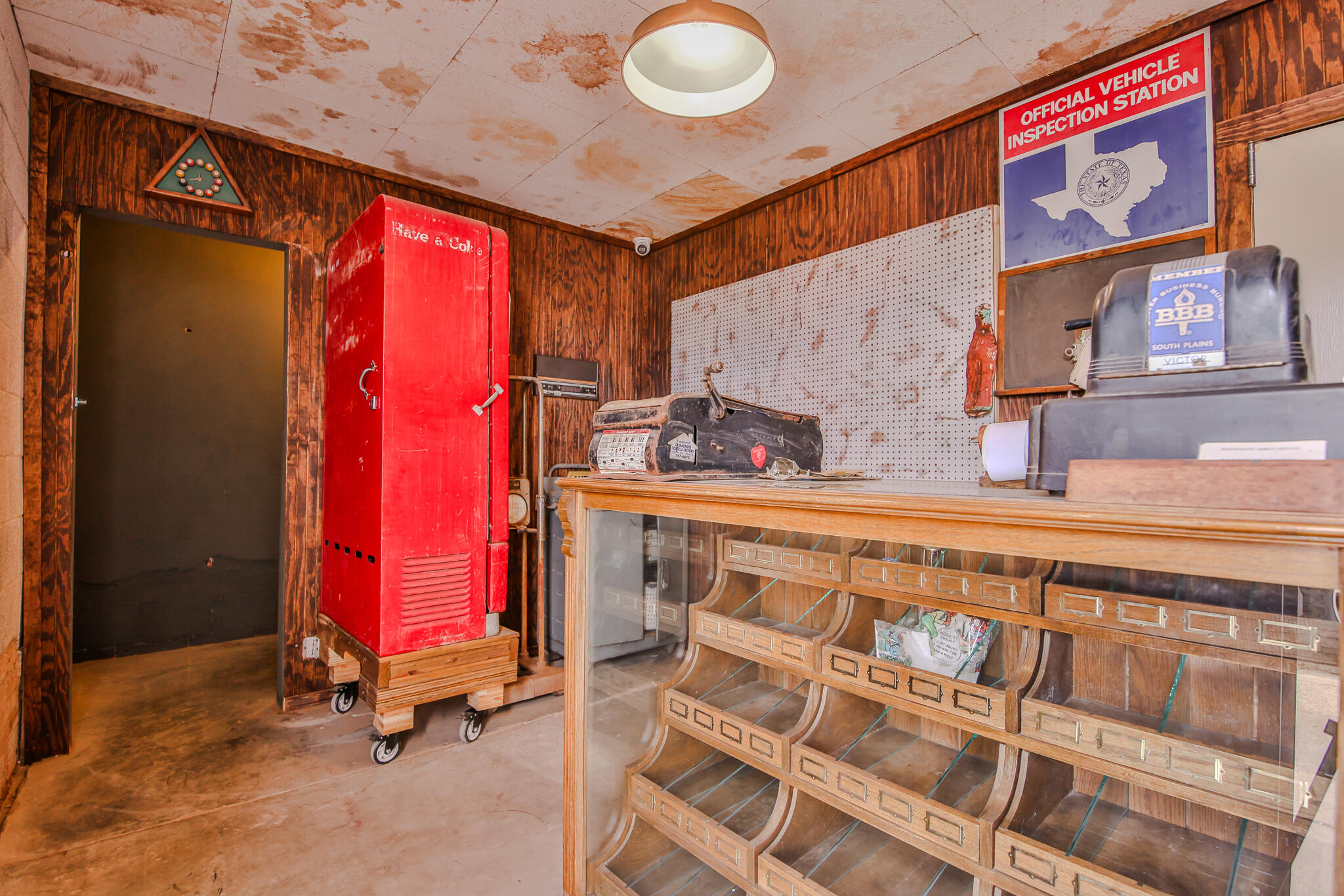 1942 Texas Avenue Property Photo 8