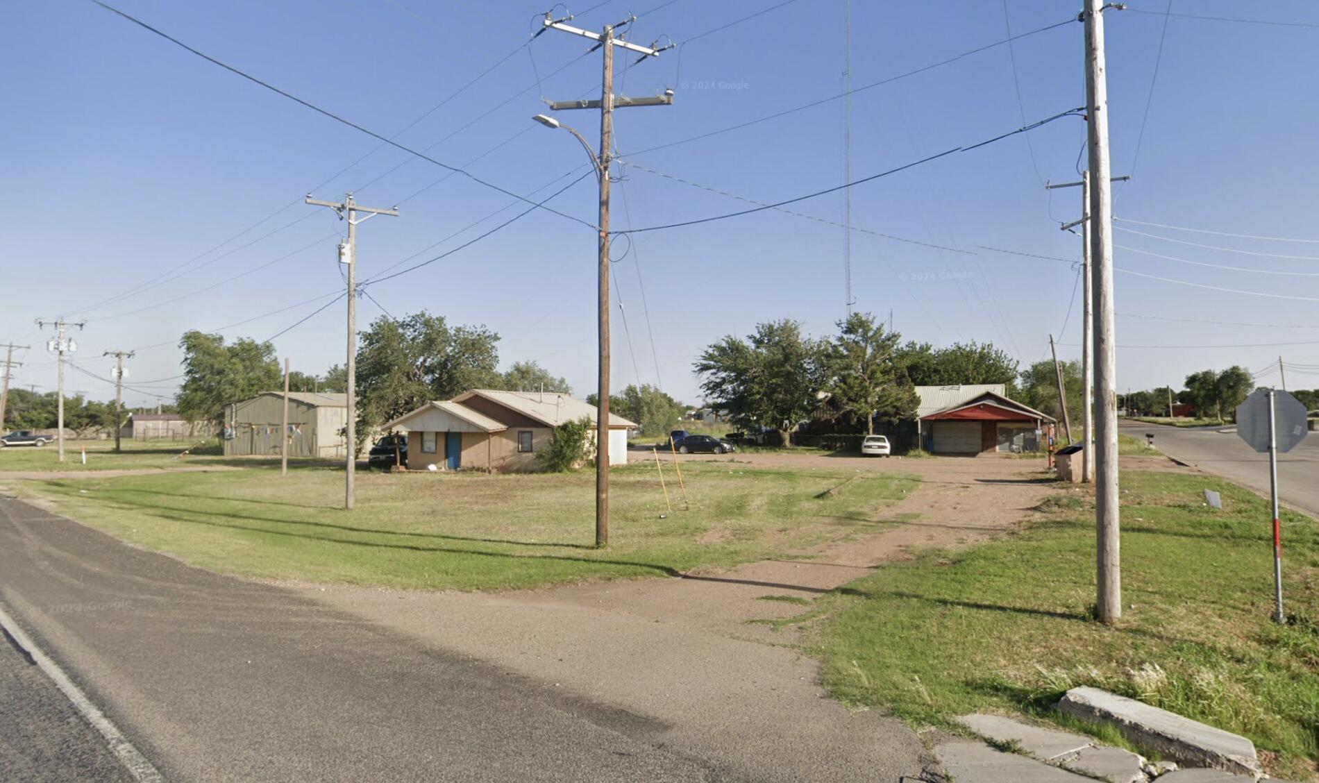 714 N Avenue M Property Photo 1