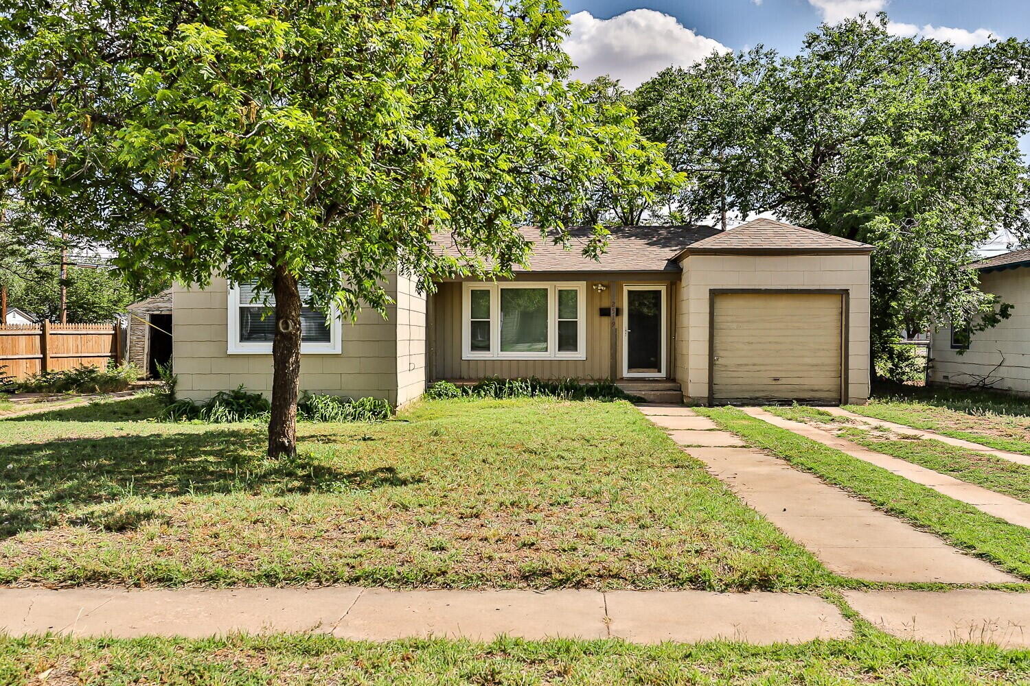 2519 41st Street Property Photo