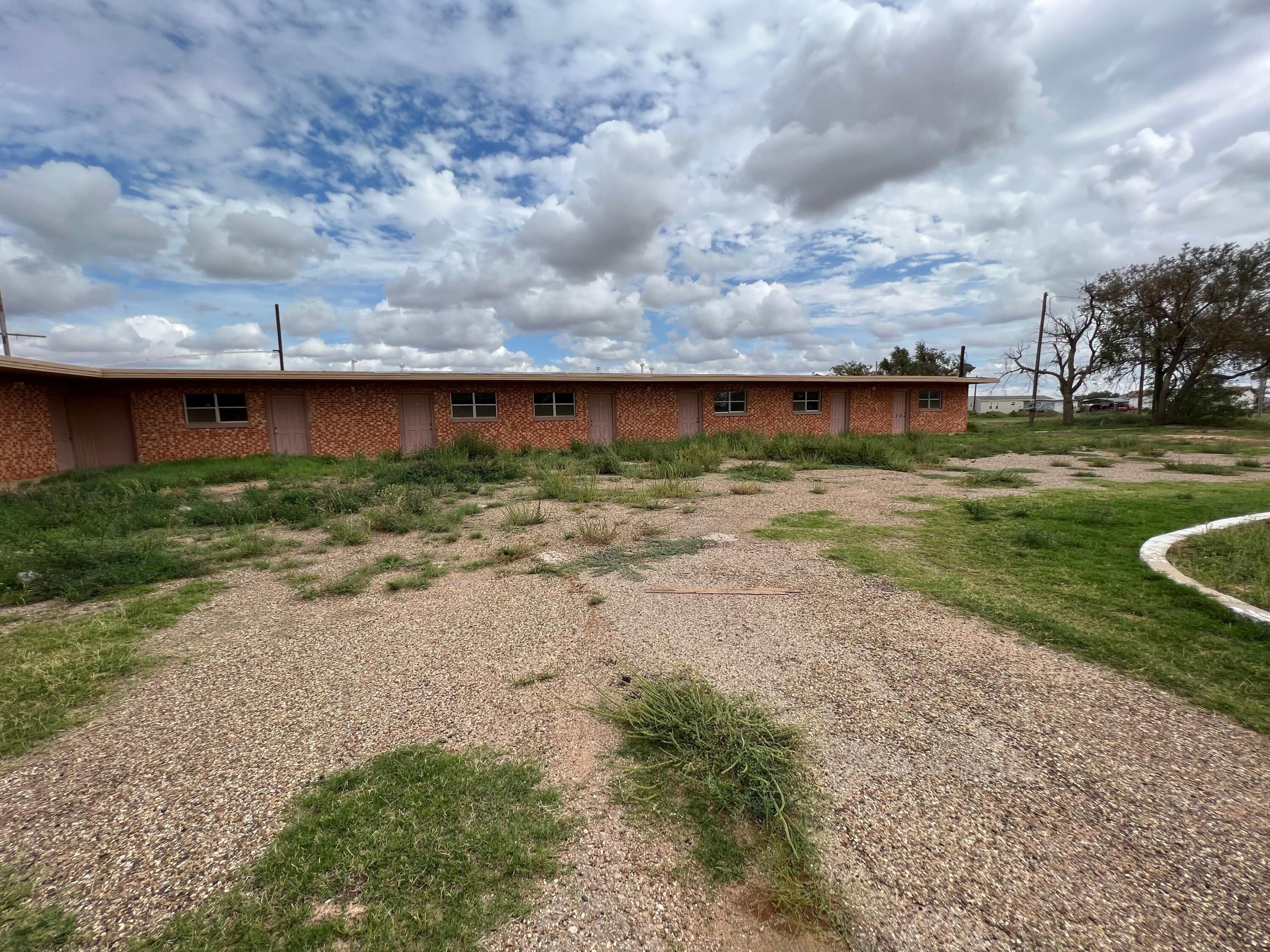 2500 N Main Street Property Photo 19