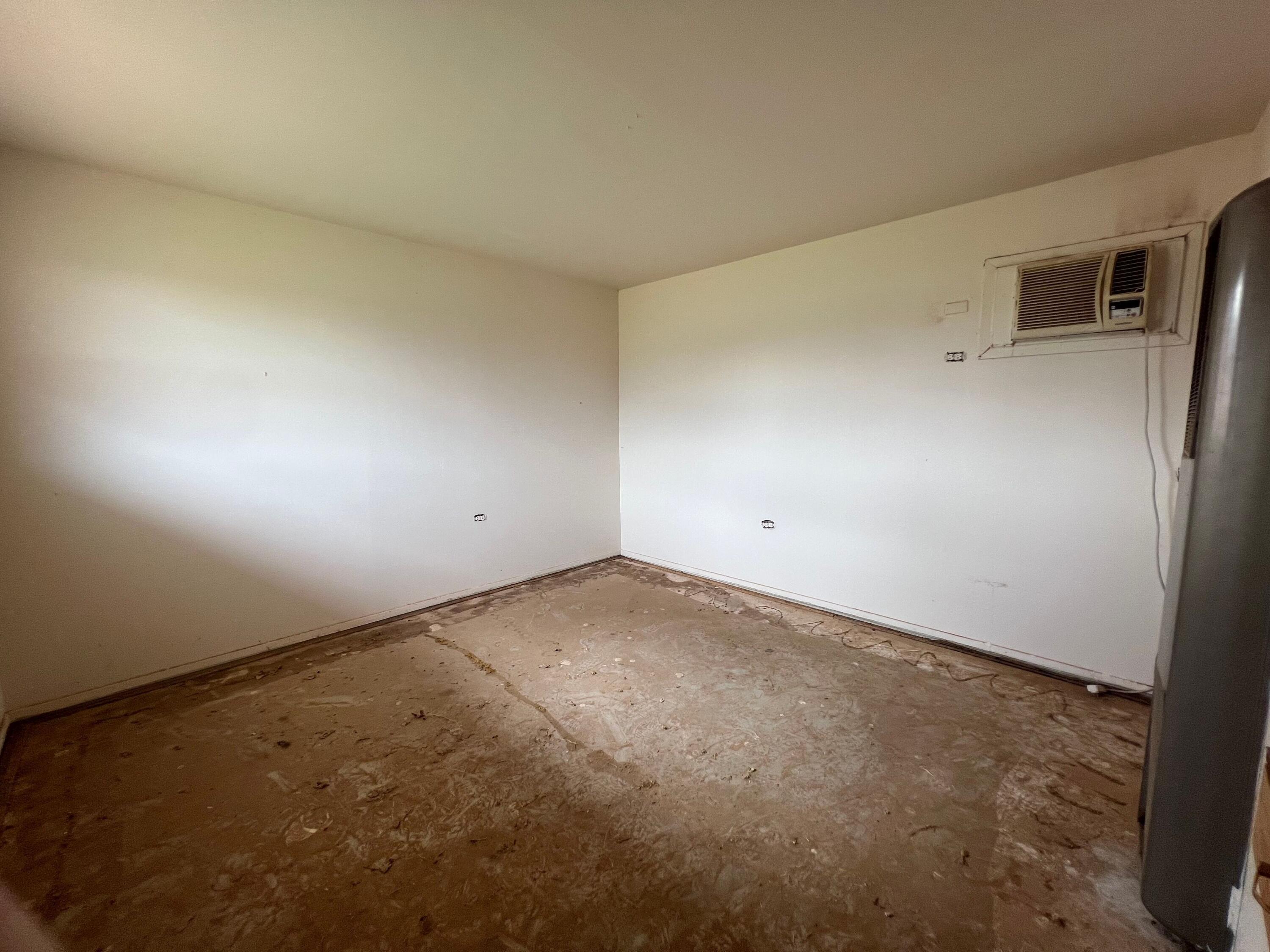 2500 N Main Street Property Photo 23