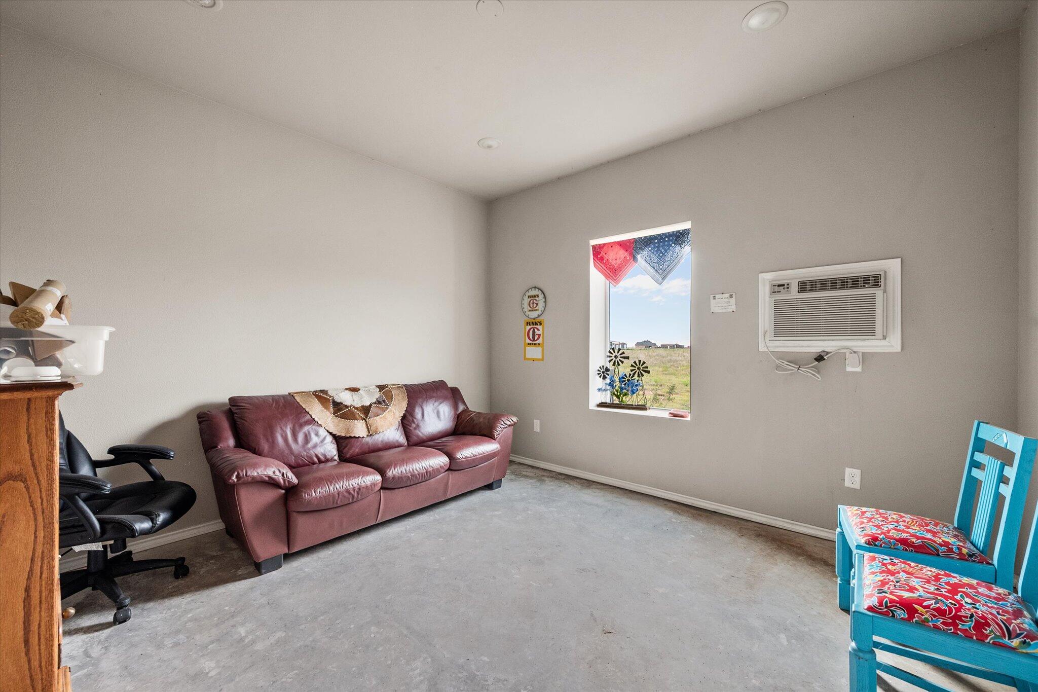 767 N Sandhill Road Property Photo 8