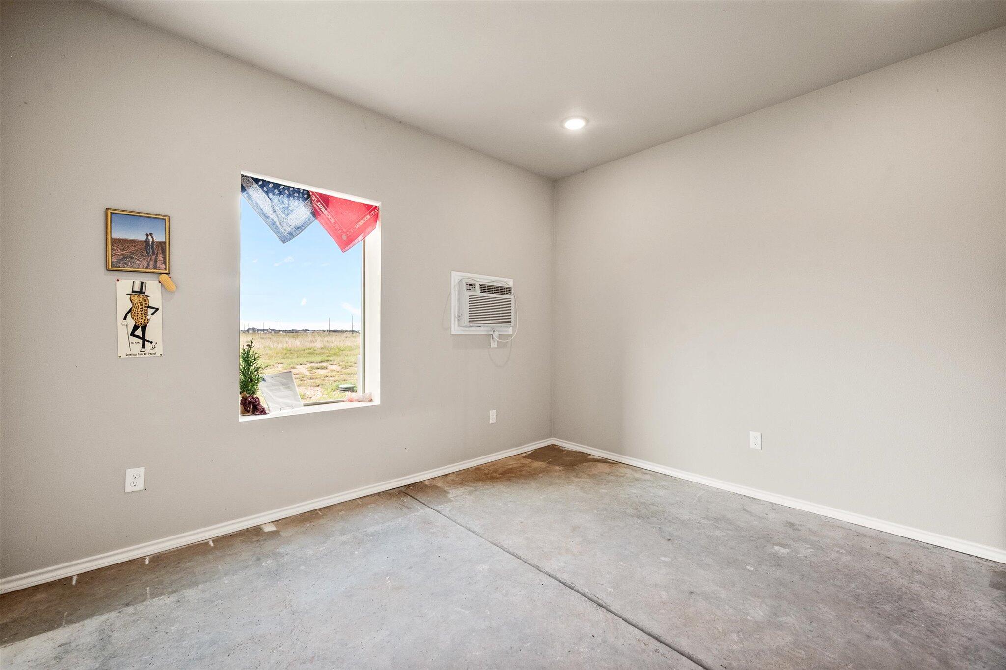 767 N Sandhill Road Property Photo 9