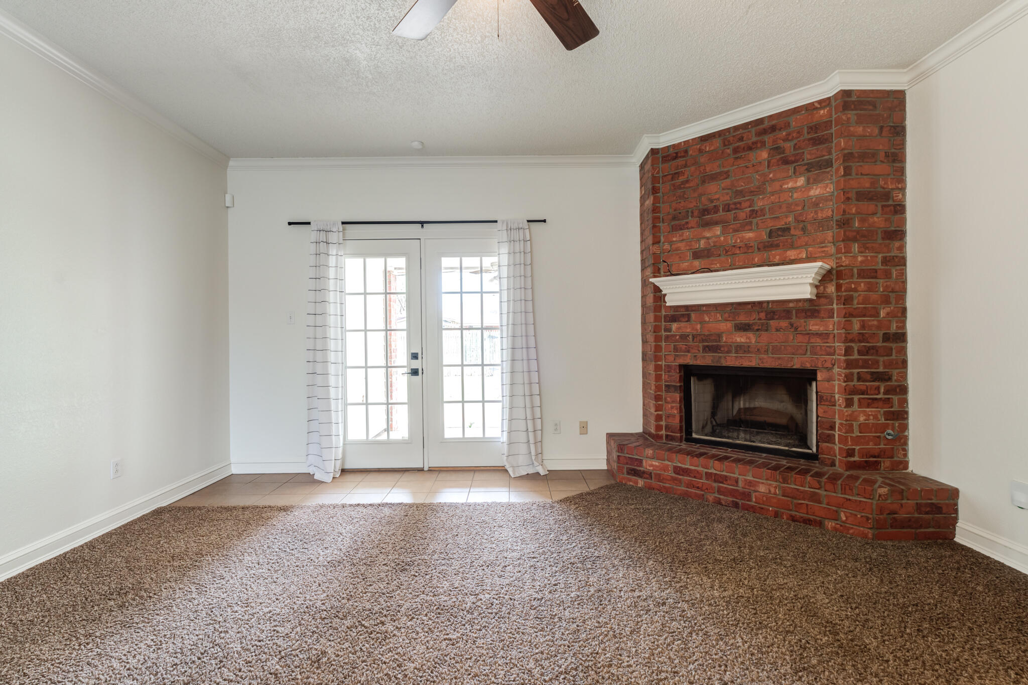 6217 7th Street Property Photo 6
