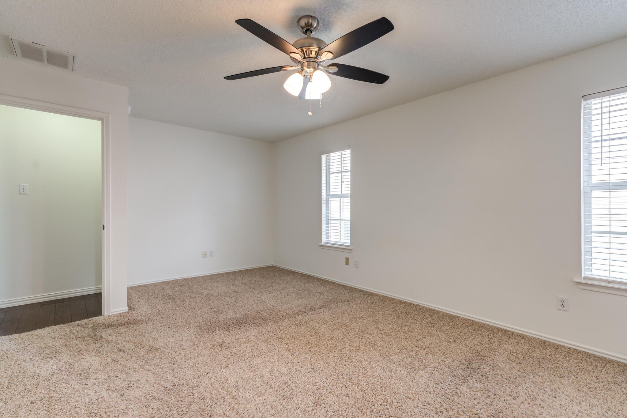 6217 7th Street Property Photo 21