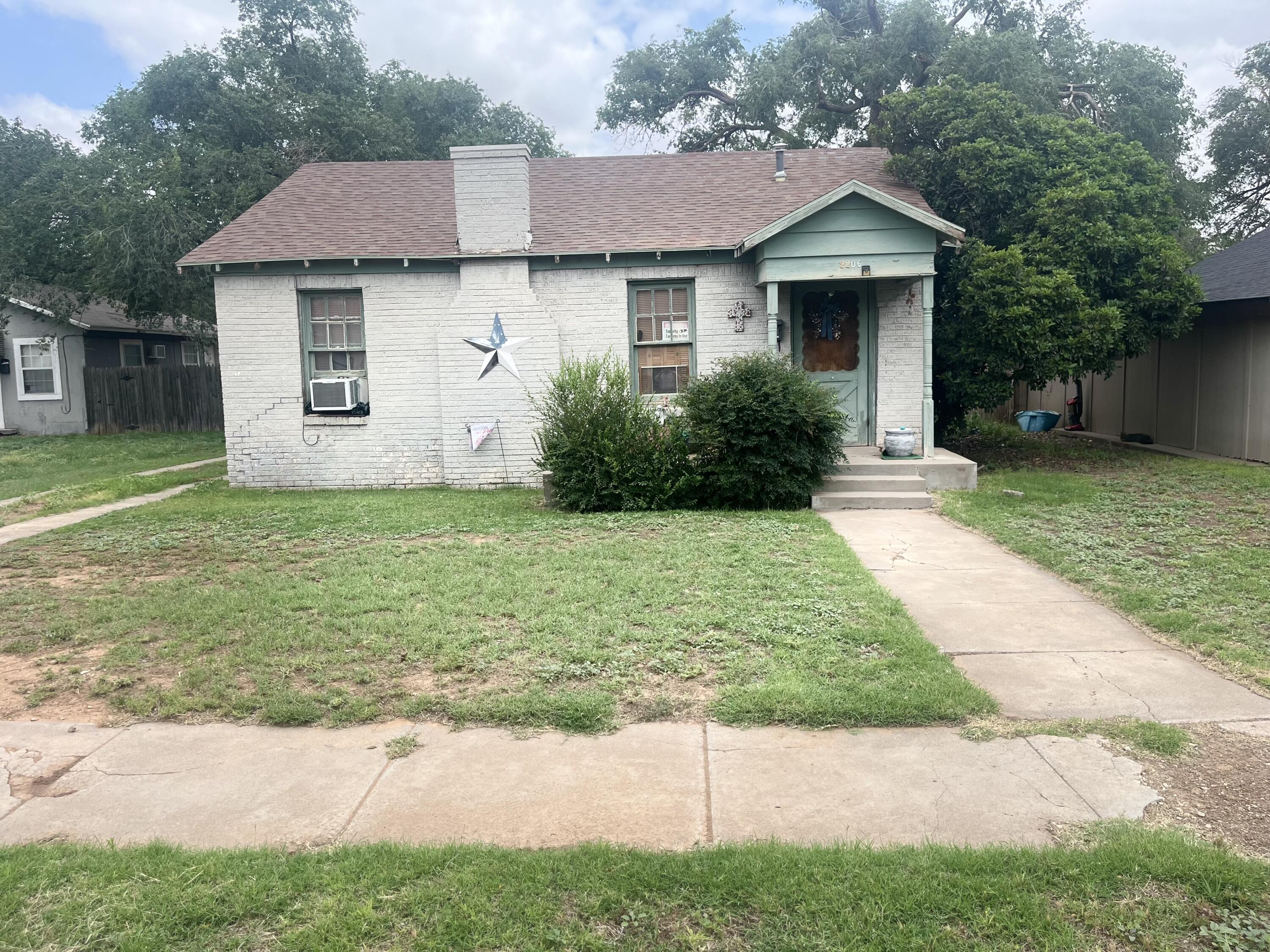 1922 27th Street Property Photo 1