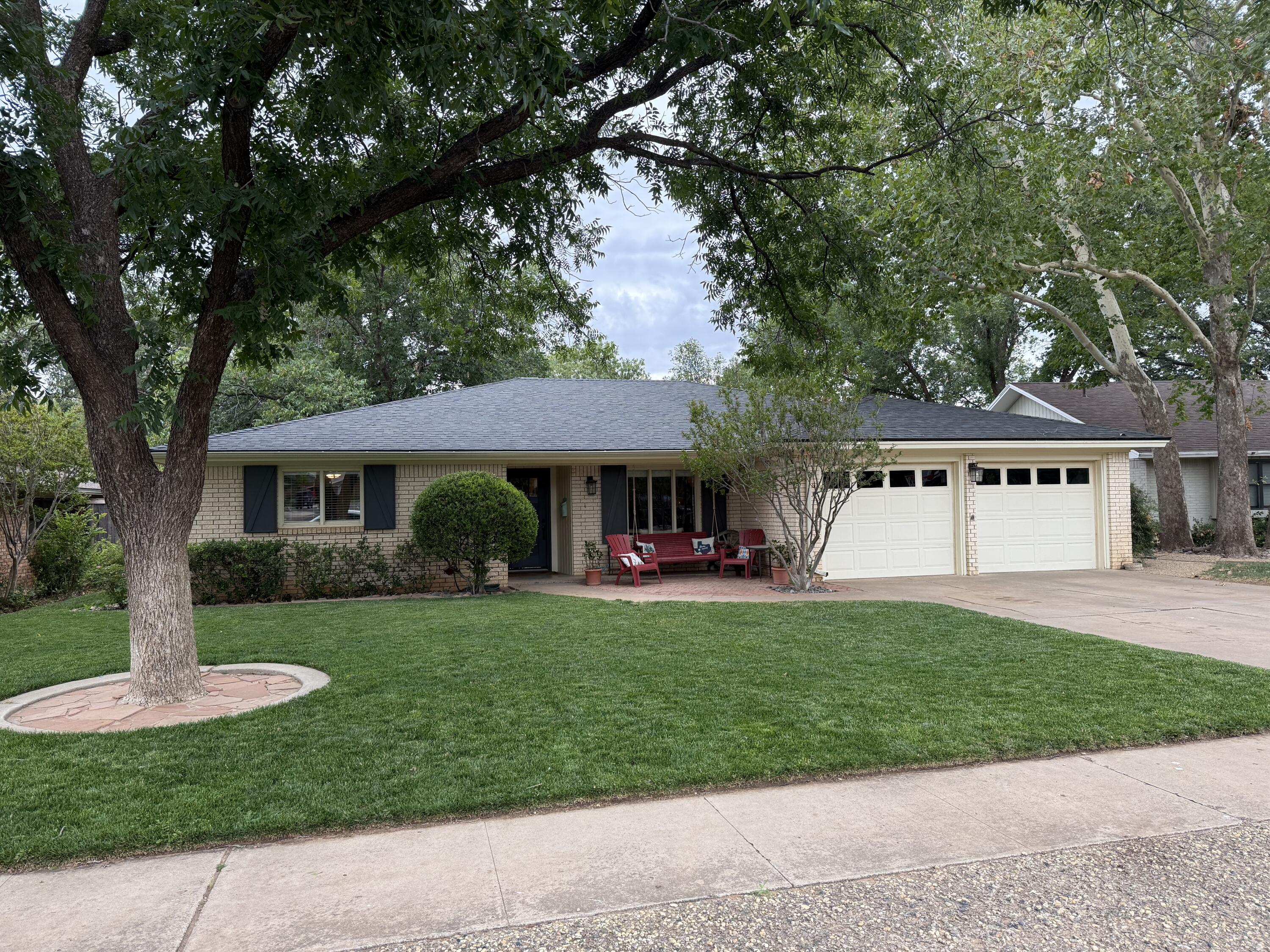 3613 69th Street Property Photo 1