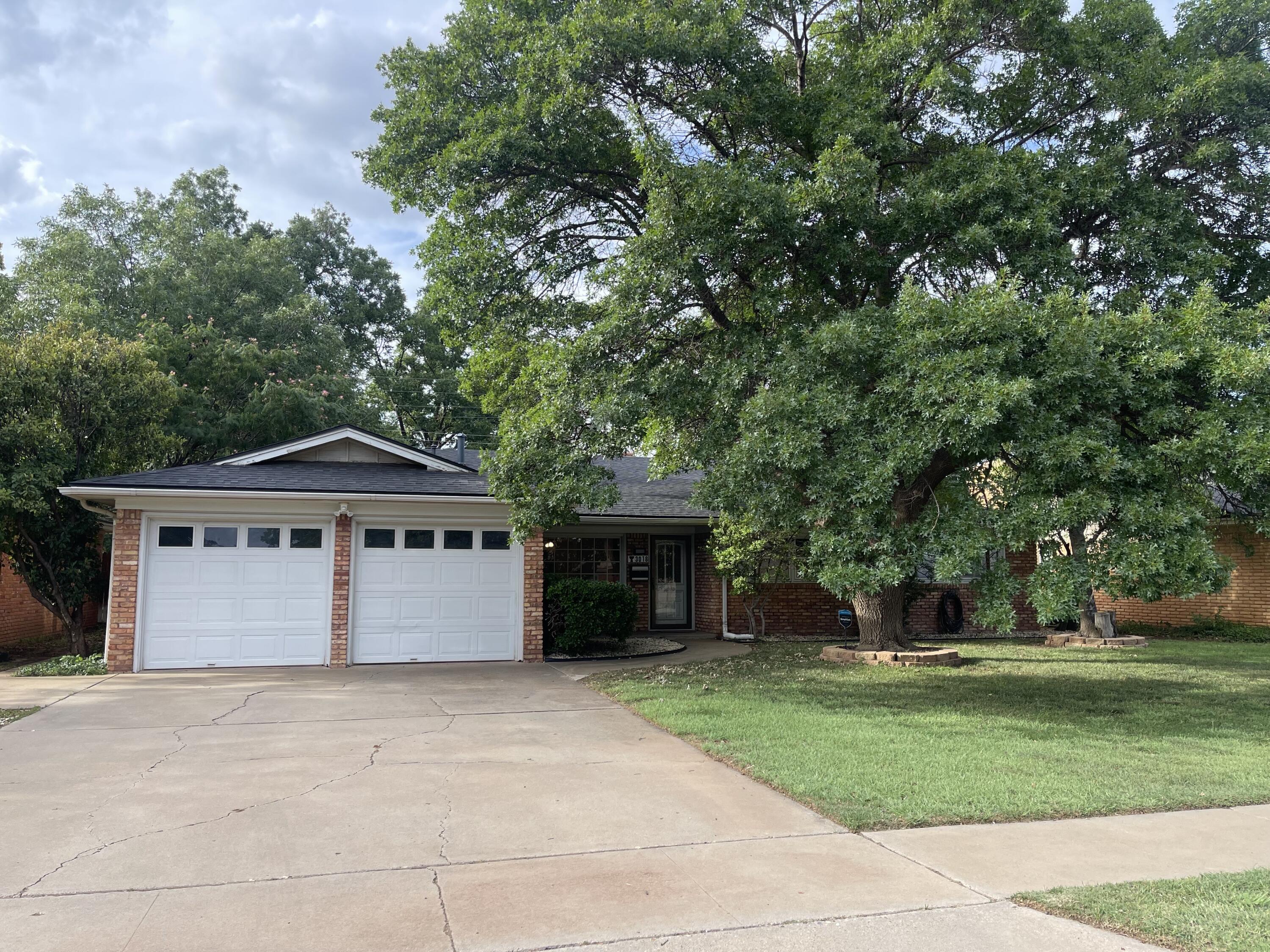 3018 69th Street Property Photo 1