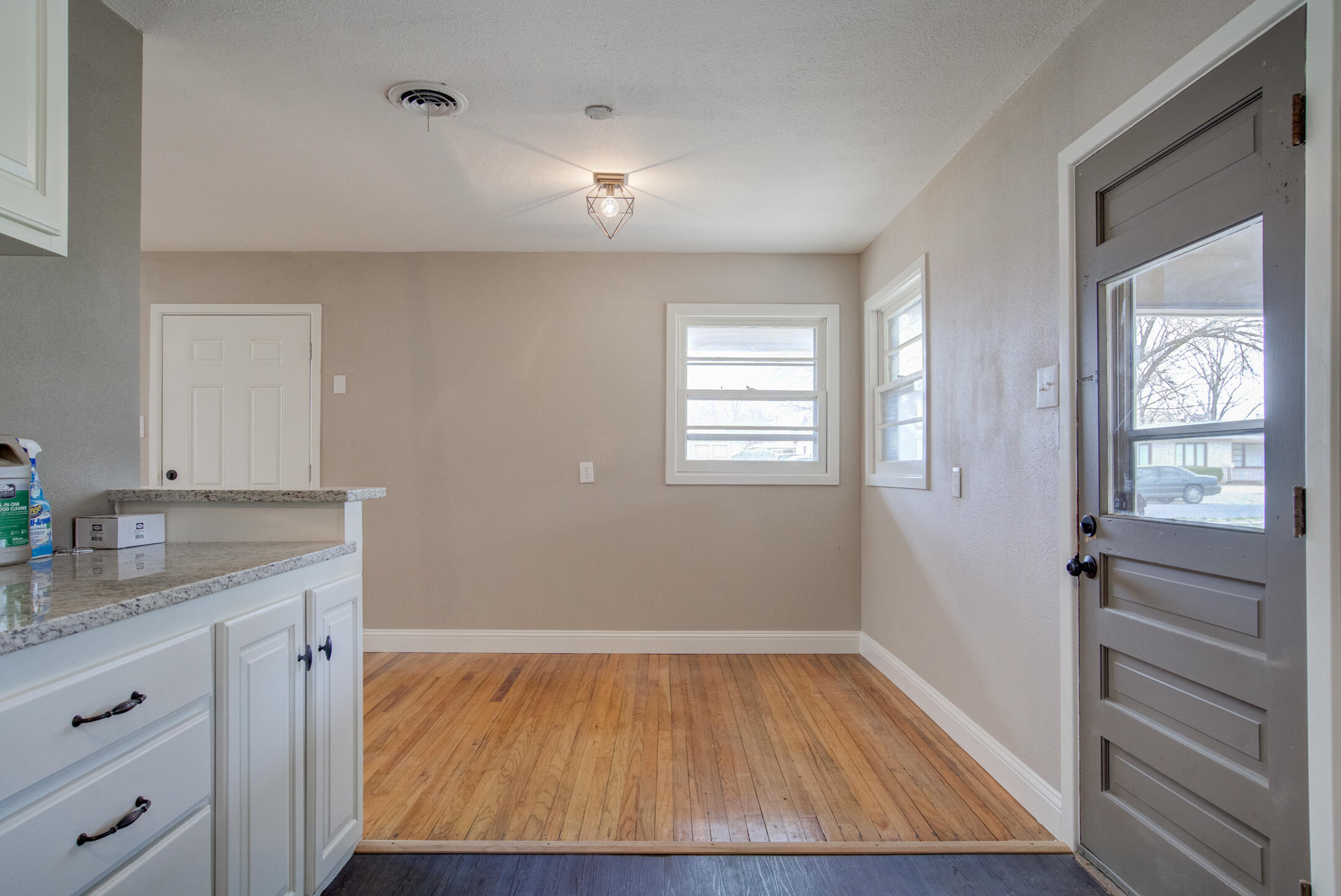 4114 31st Street Property Photo 11