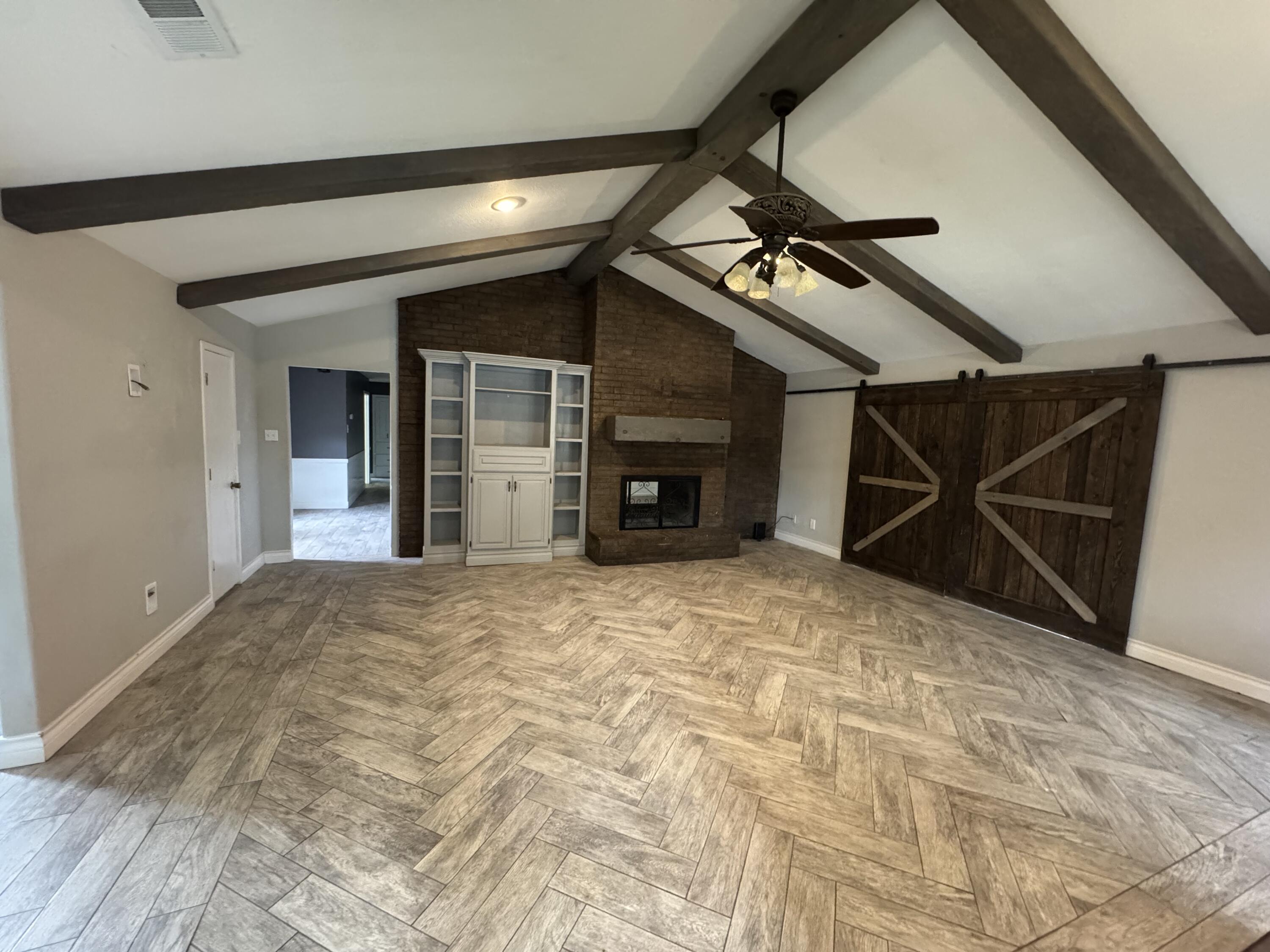805 14th Street Property Photo 2