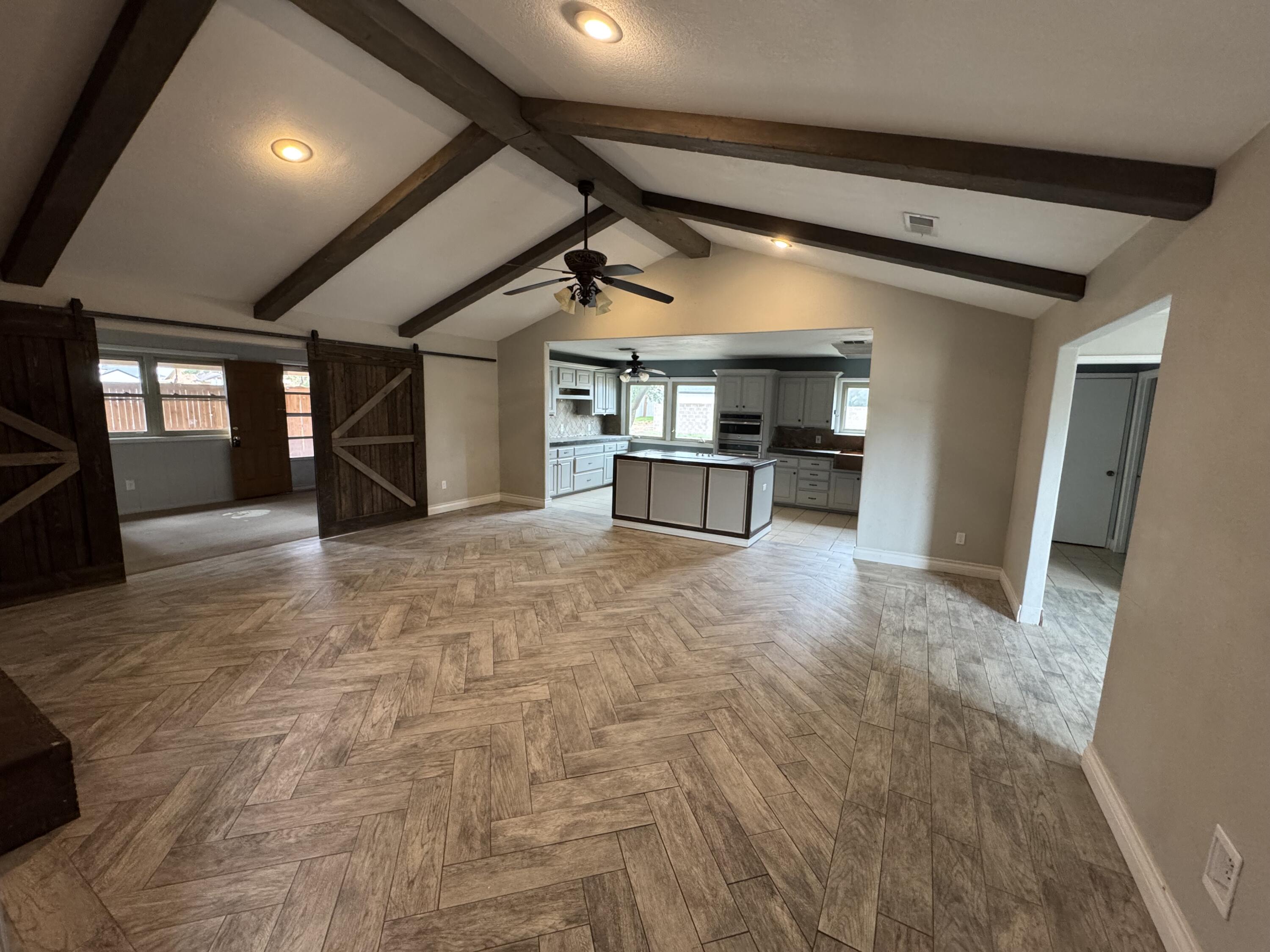 805 14th Street Property Photo 3