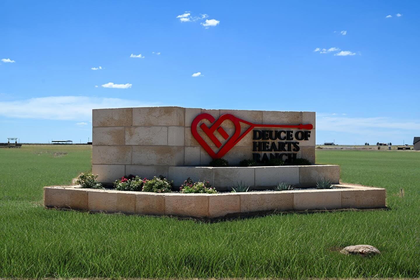 1072 Deuce Of Hearts Road Property Photo