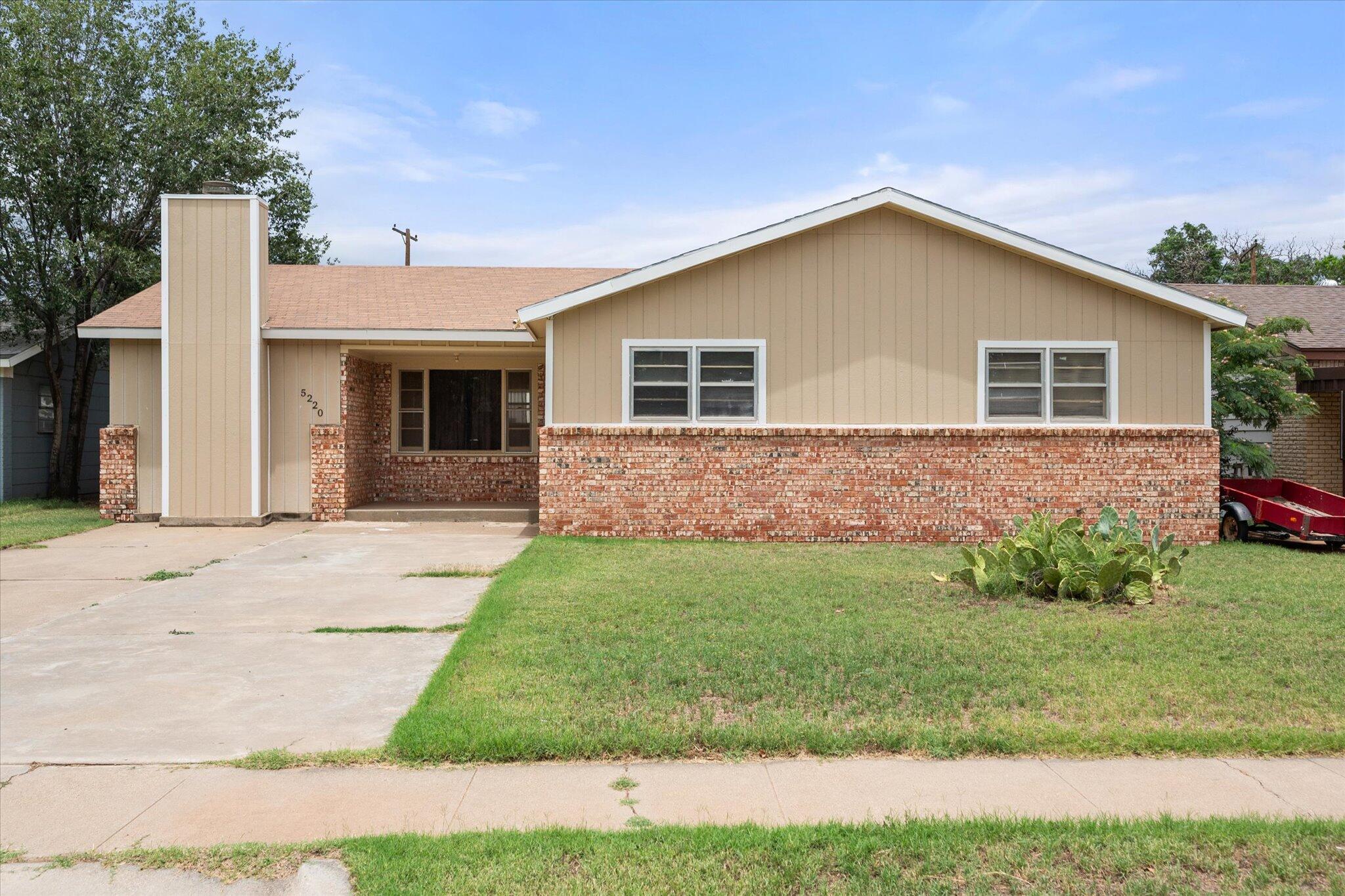 5220 41st Street Property Photo 1
