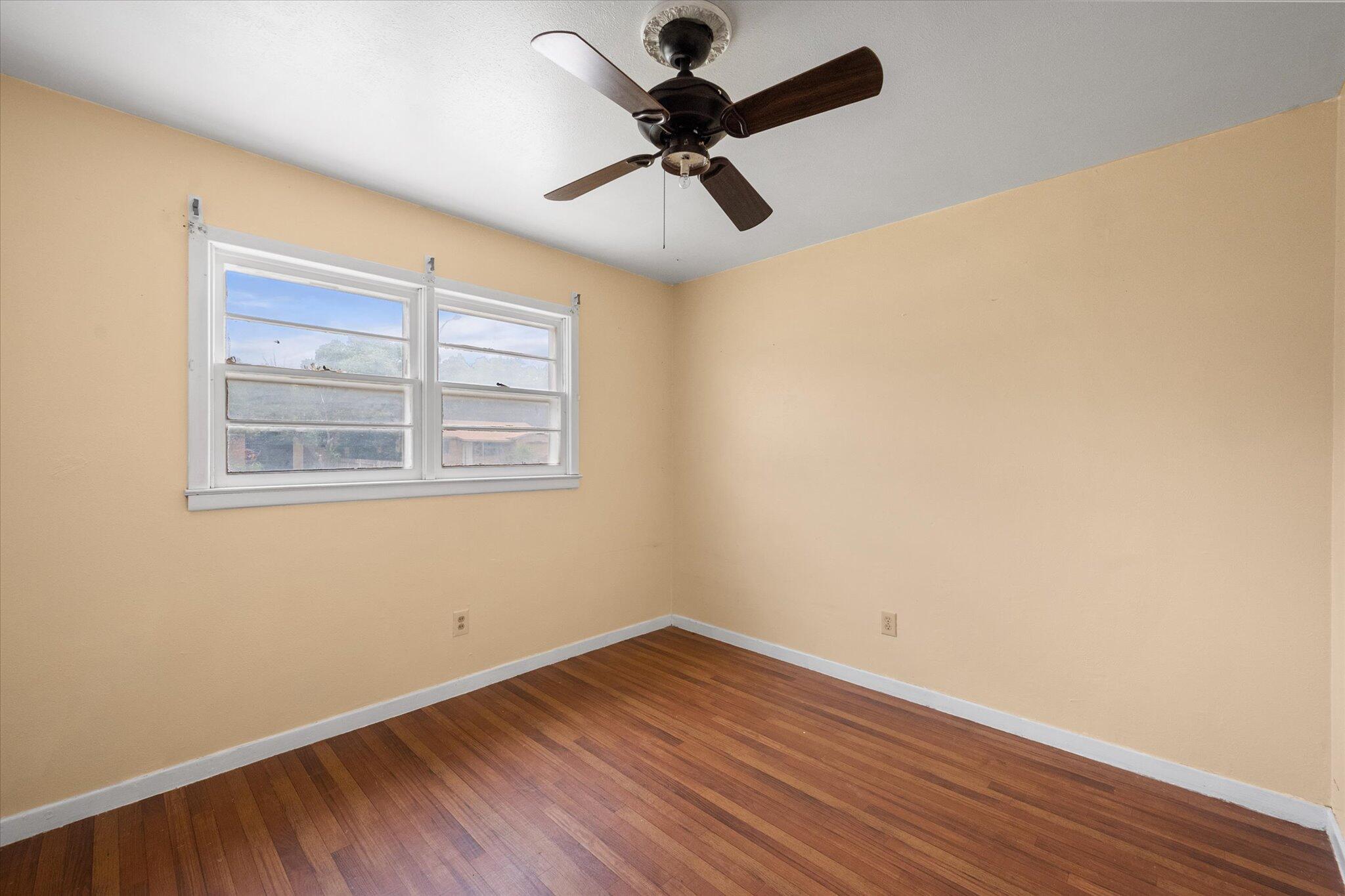 5220 41st Street Property Photo 15