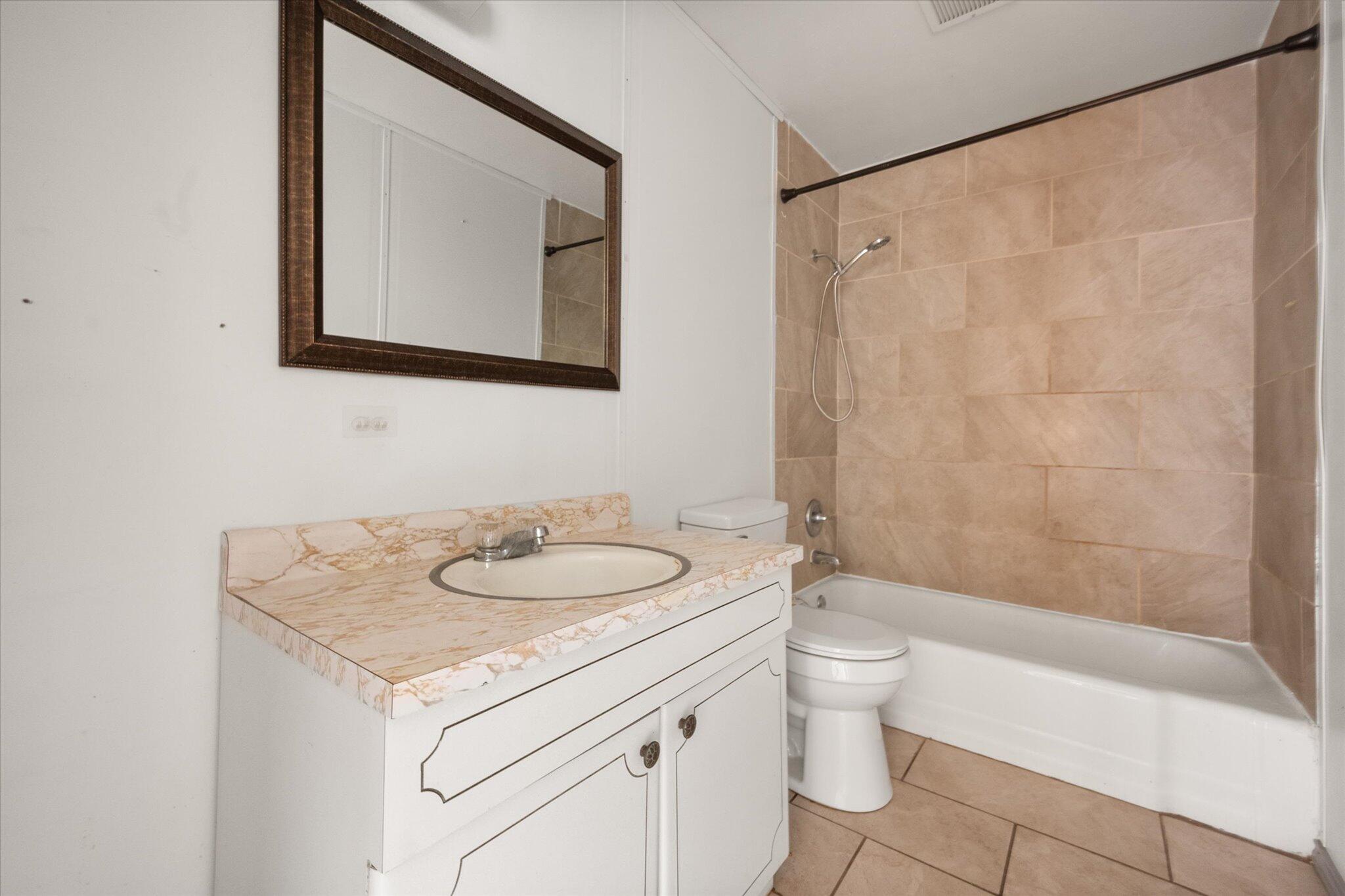 5220 41st Street Property Photo 17