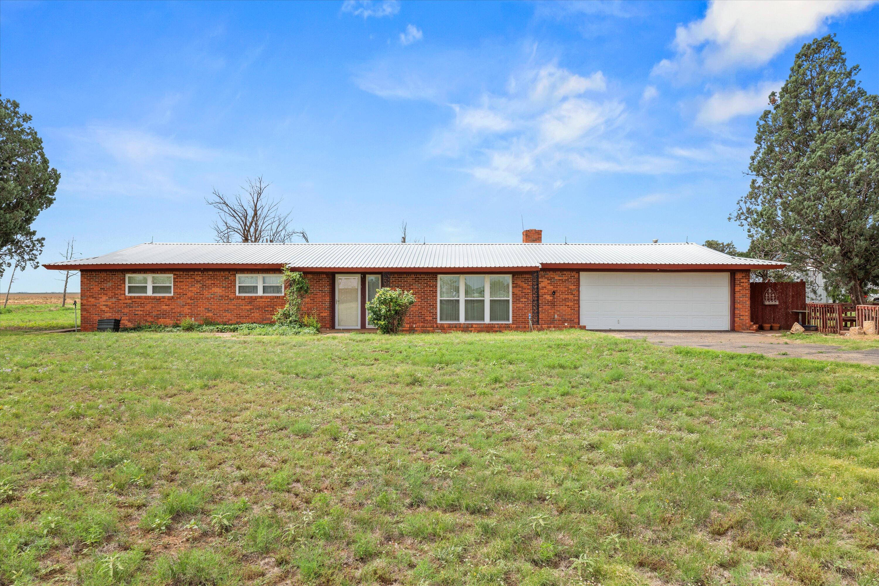 2380 Fm1780 Property Photo 1