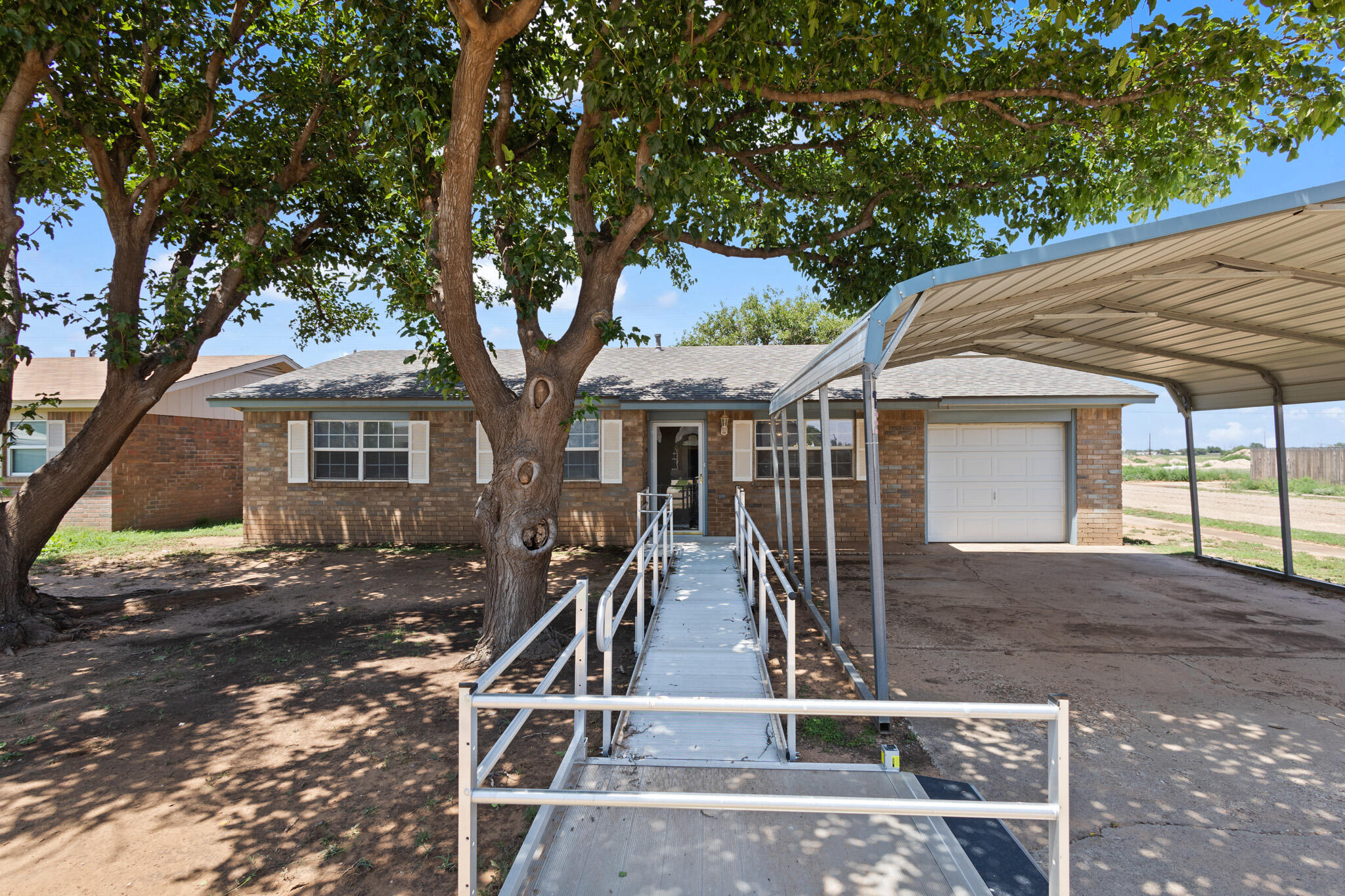 4702 Marshall Street Property Photo