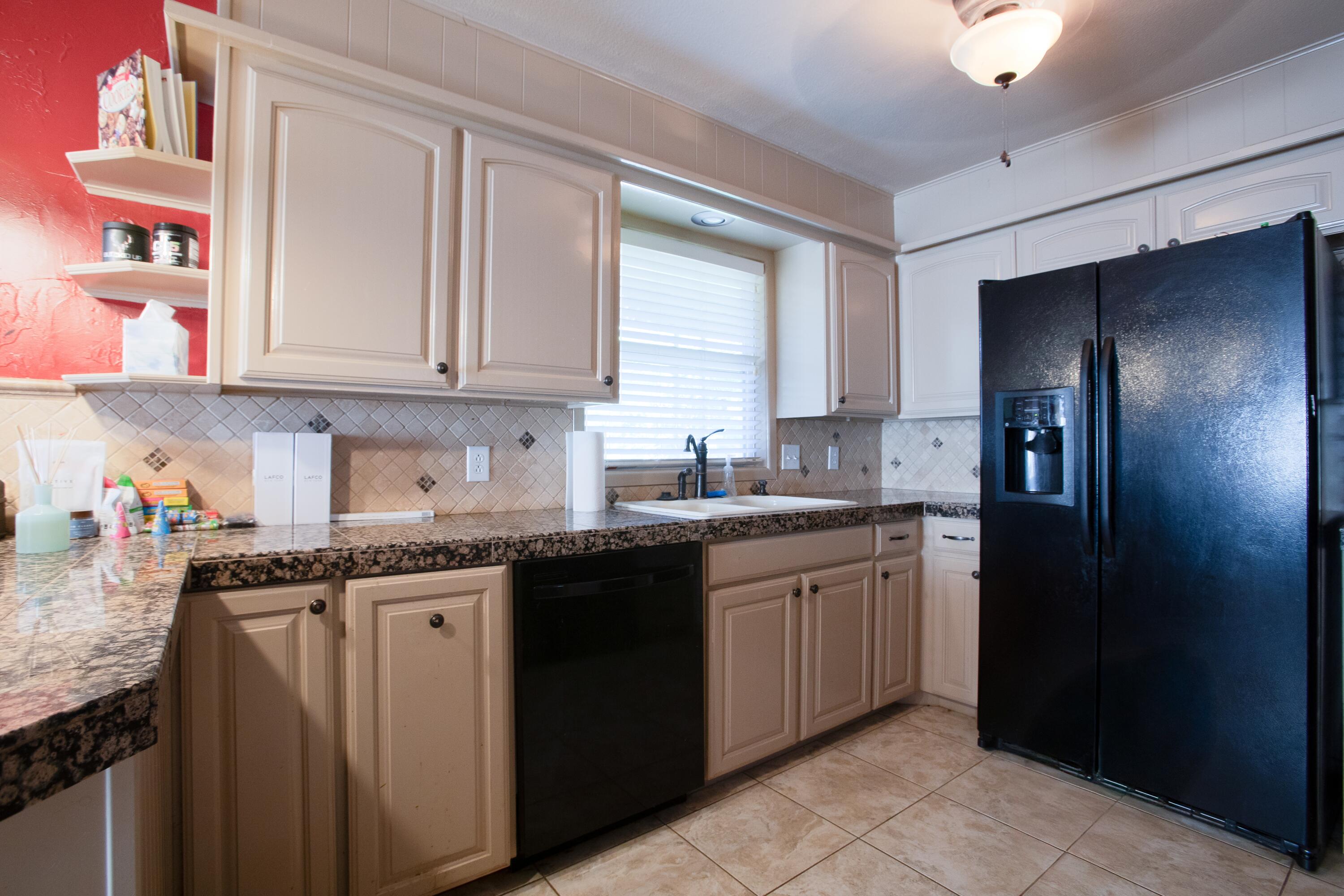 1314 10th Street Property Photo 3
