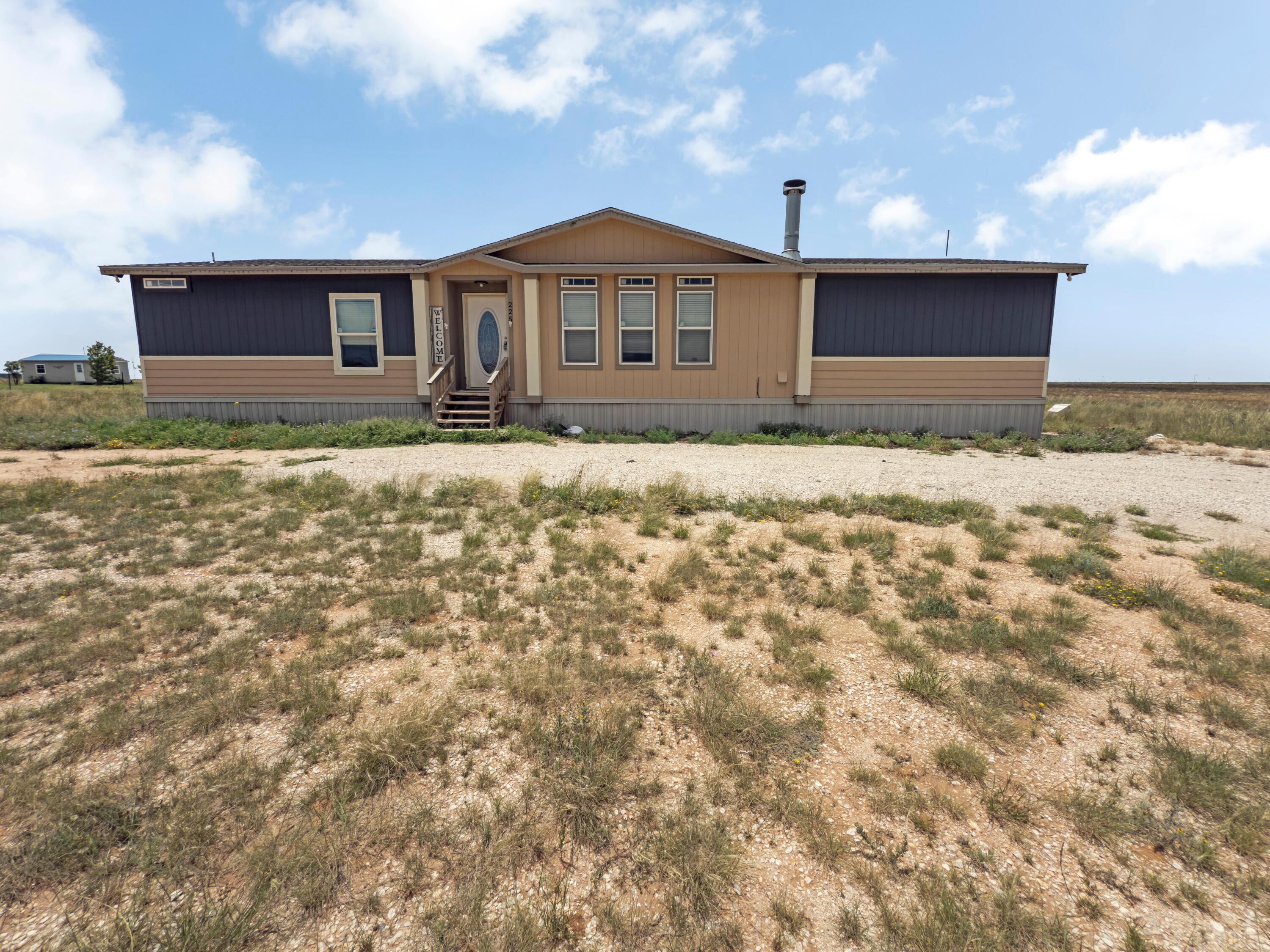 447 Private Road 225B