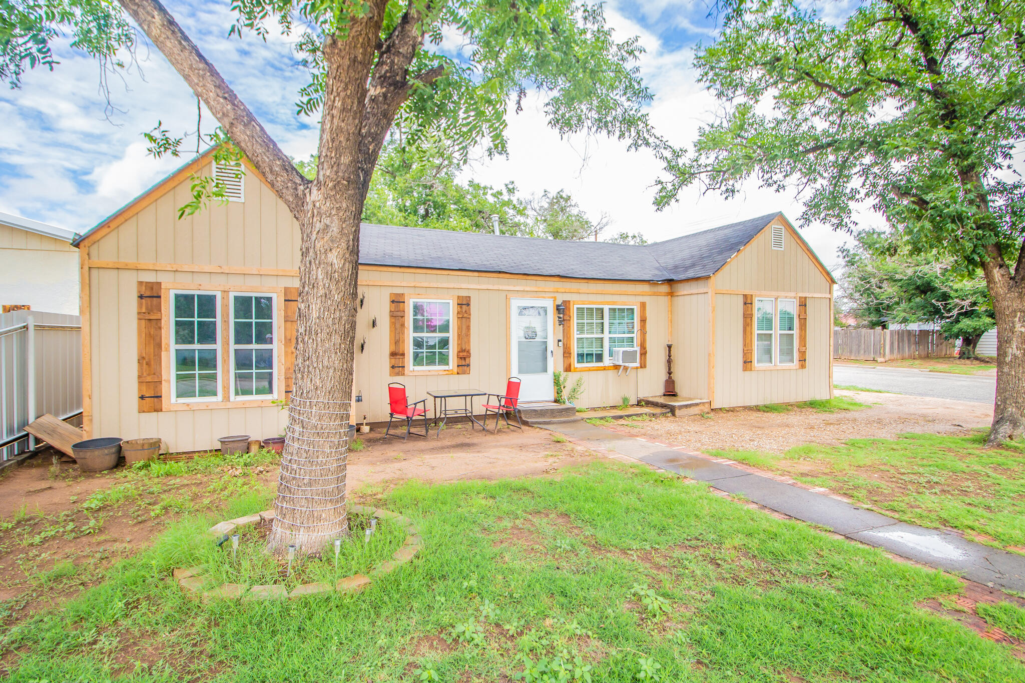 1501 8th Street Property Photo 1