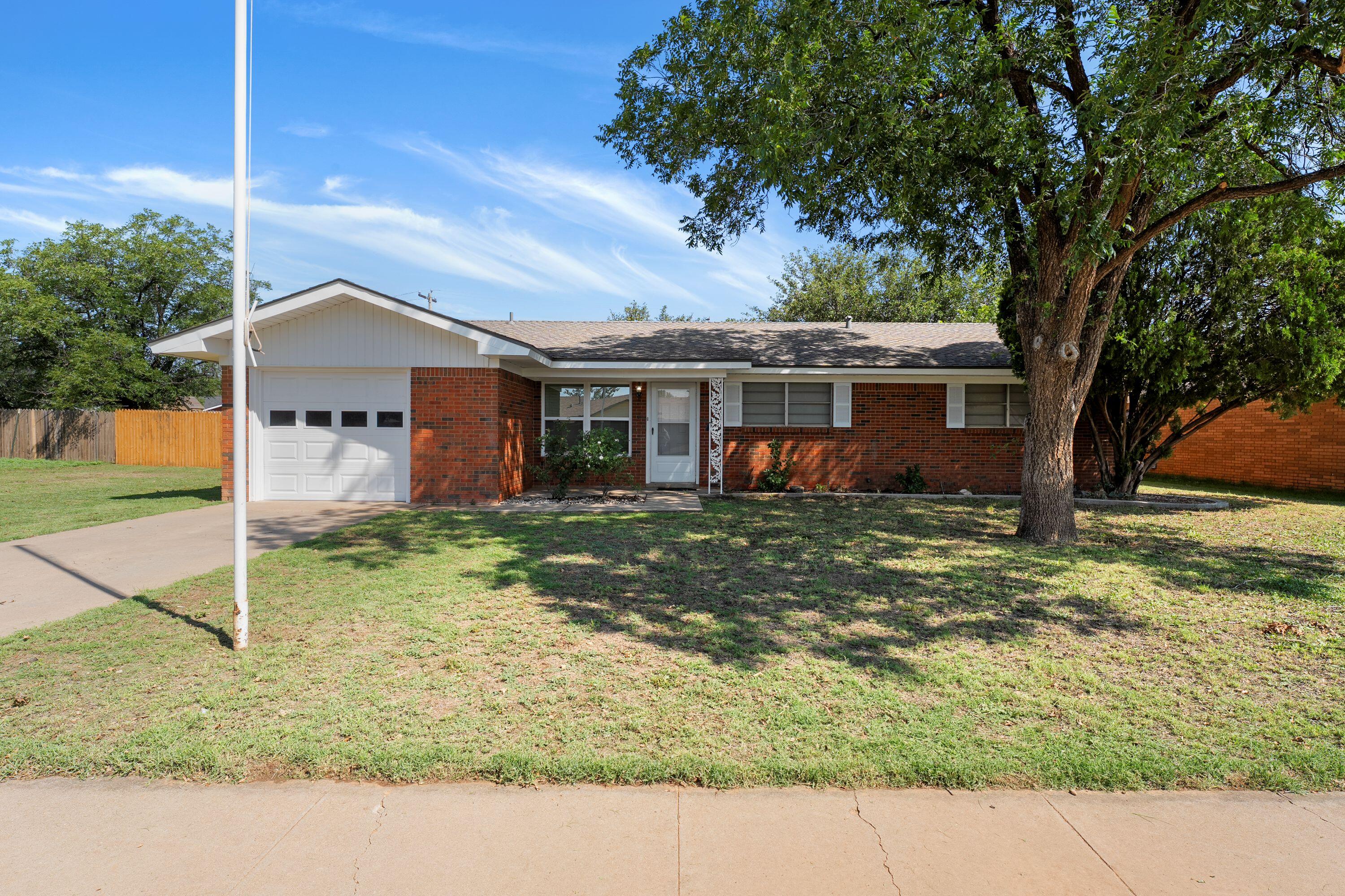722 7th Street Property Photo 1