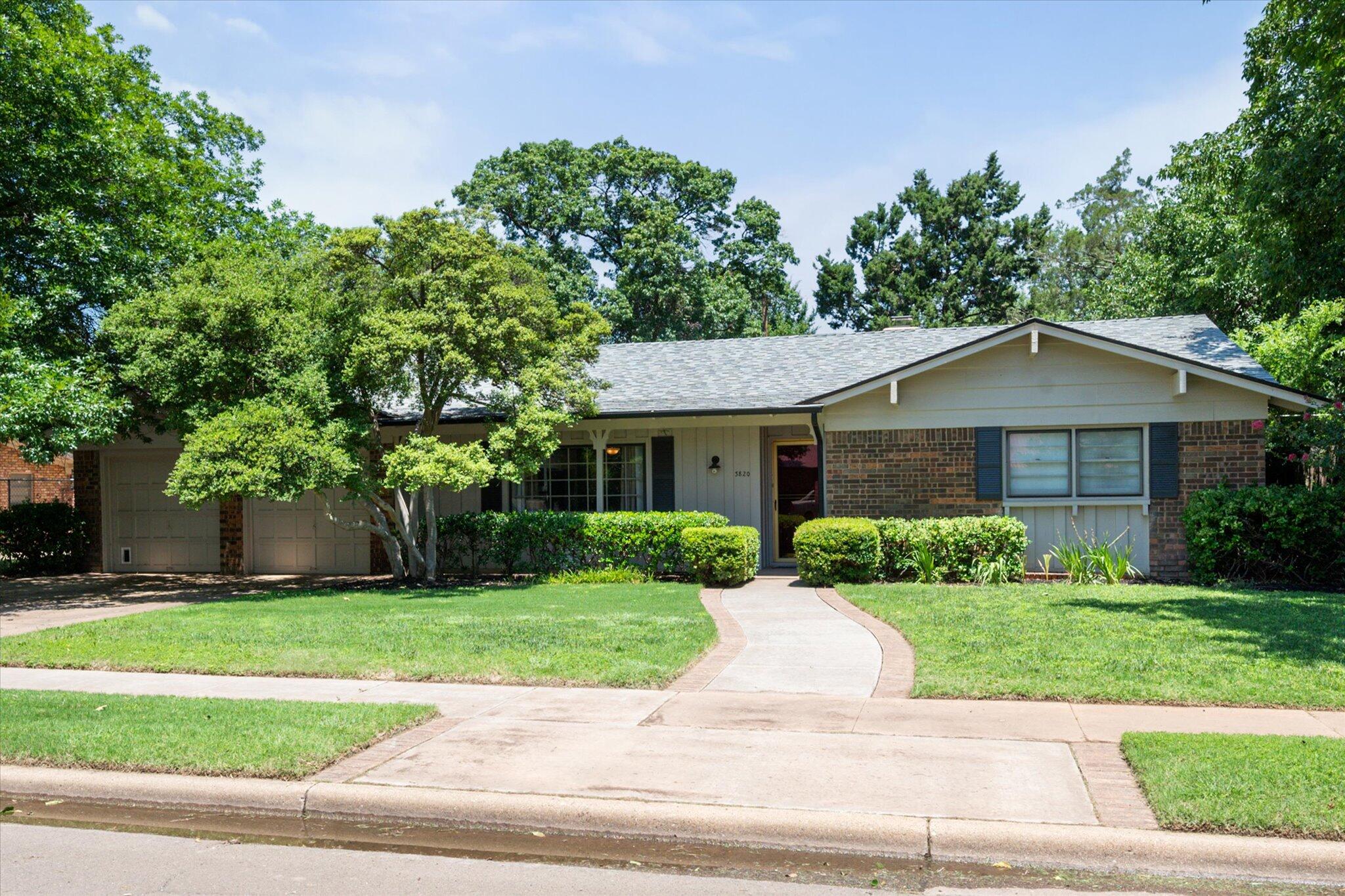 3820 53rd Street Property Photo 2