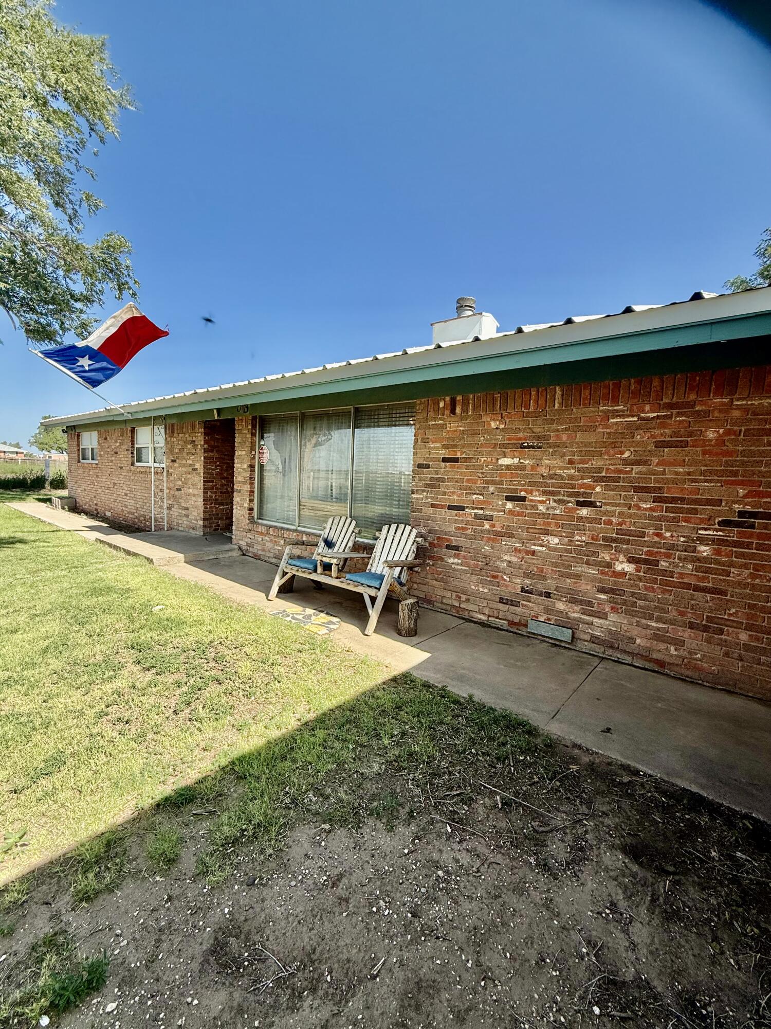 1567 Fm 1760 Property Photo 1