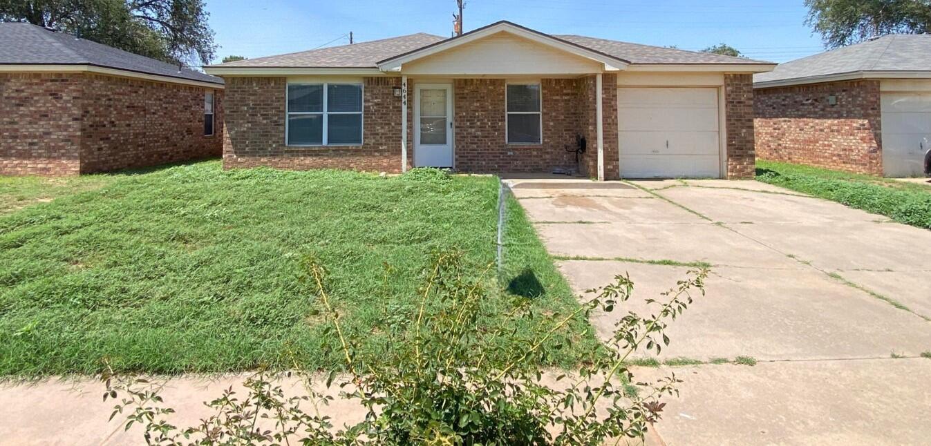 4644 Fordham Street Property Photo