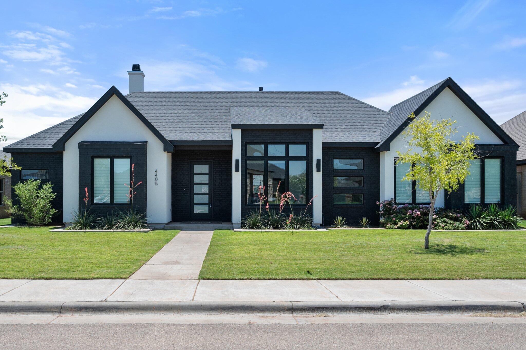 4405 140th Street Property Photo 1