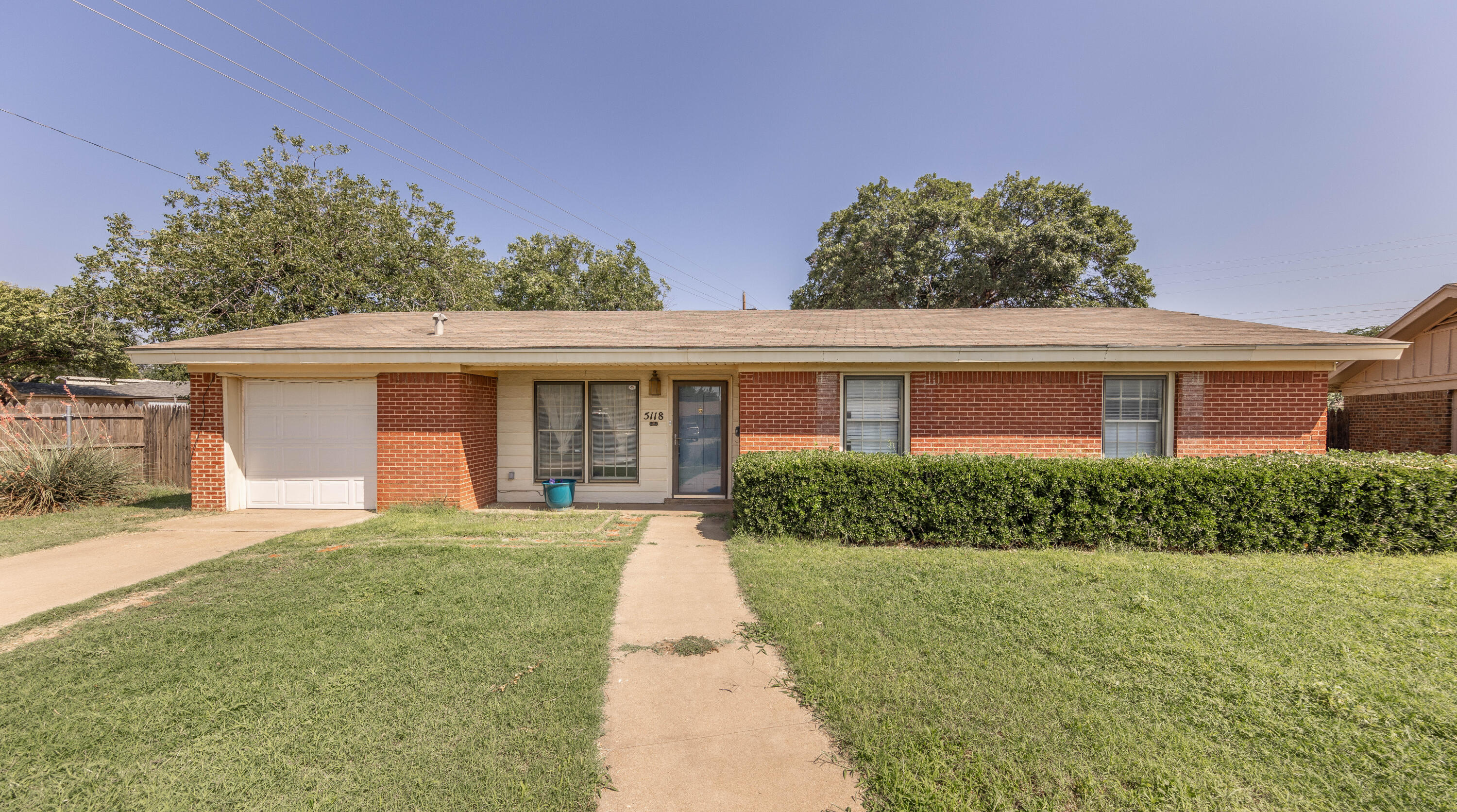 5118 43rd Street Property Photo 1