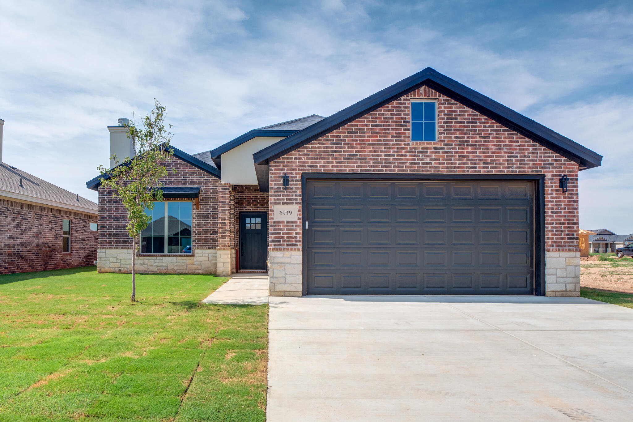 6949 12th Street Property Photo 1