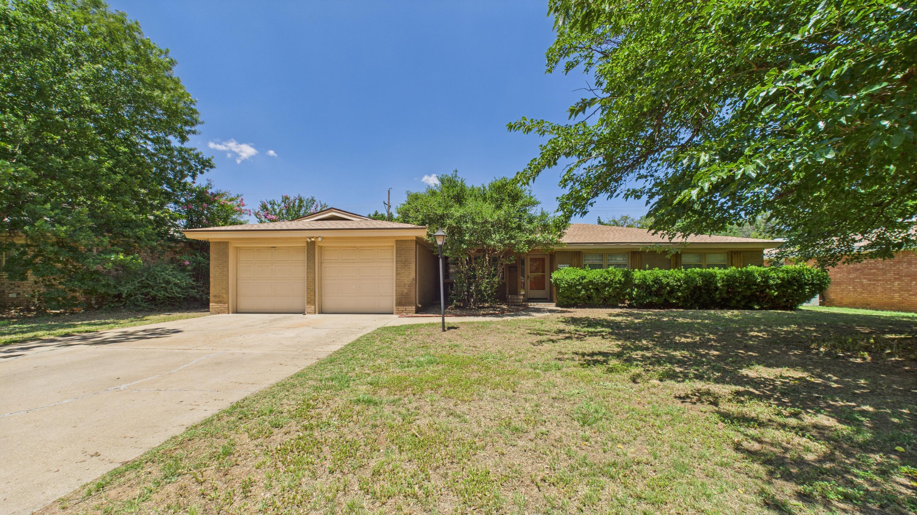 3022 67th Street Property Photo 1