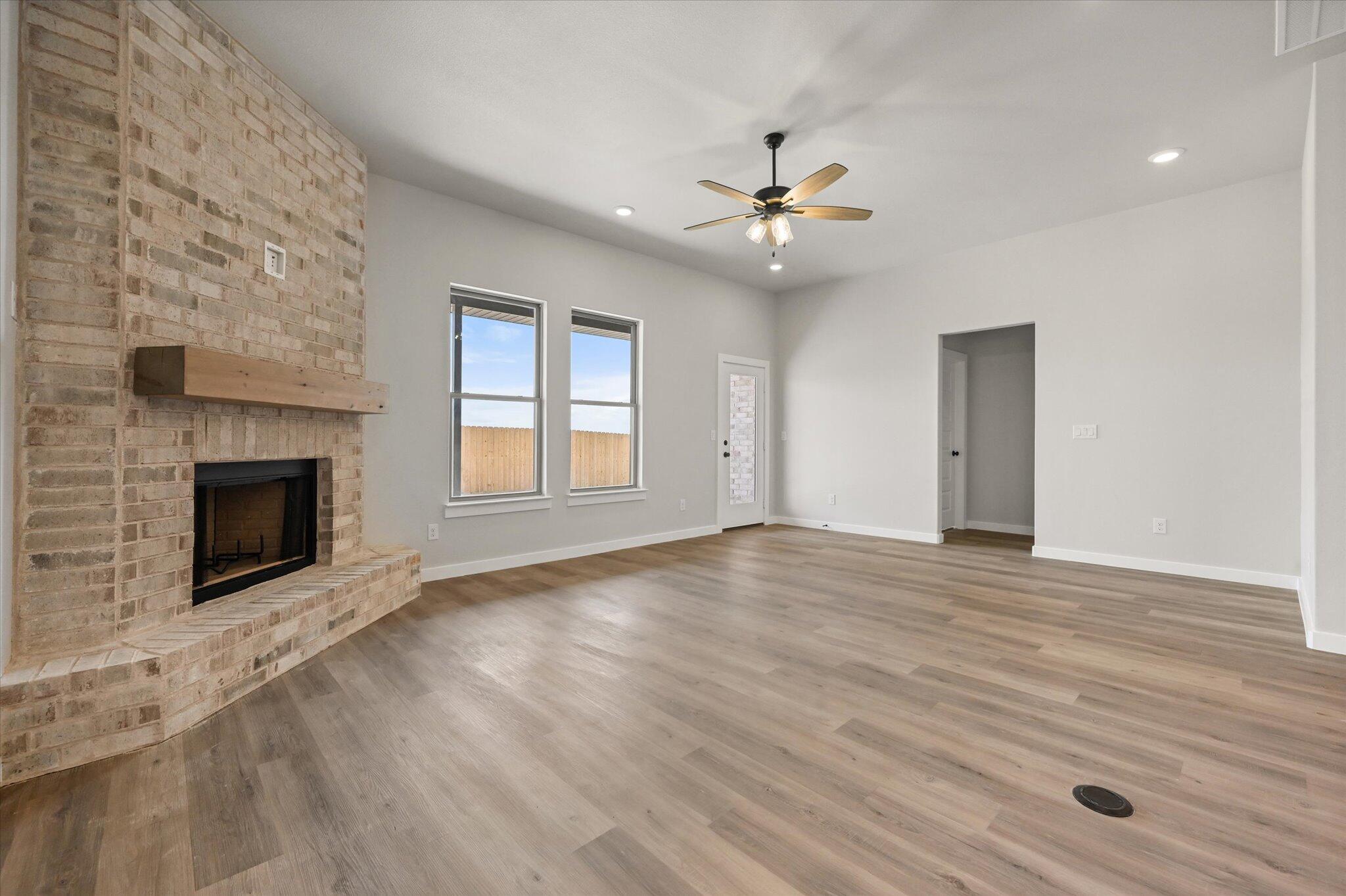2918 Durham Avenue Property Photo 9