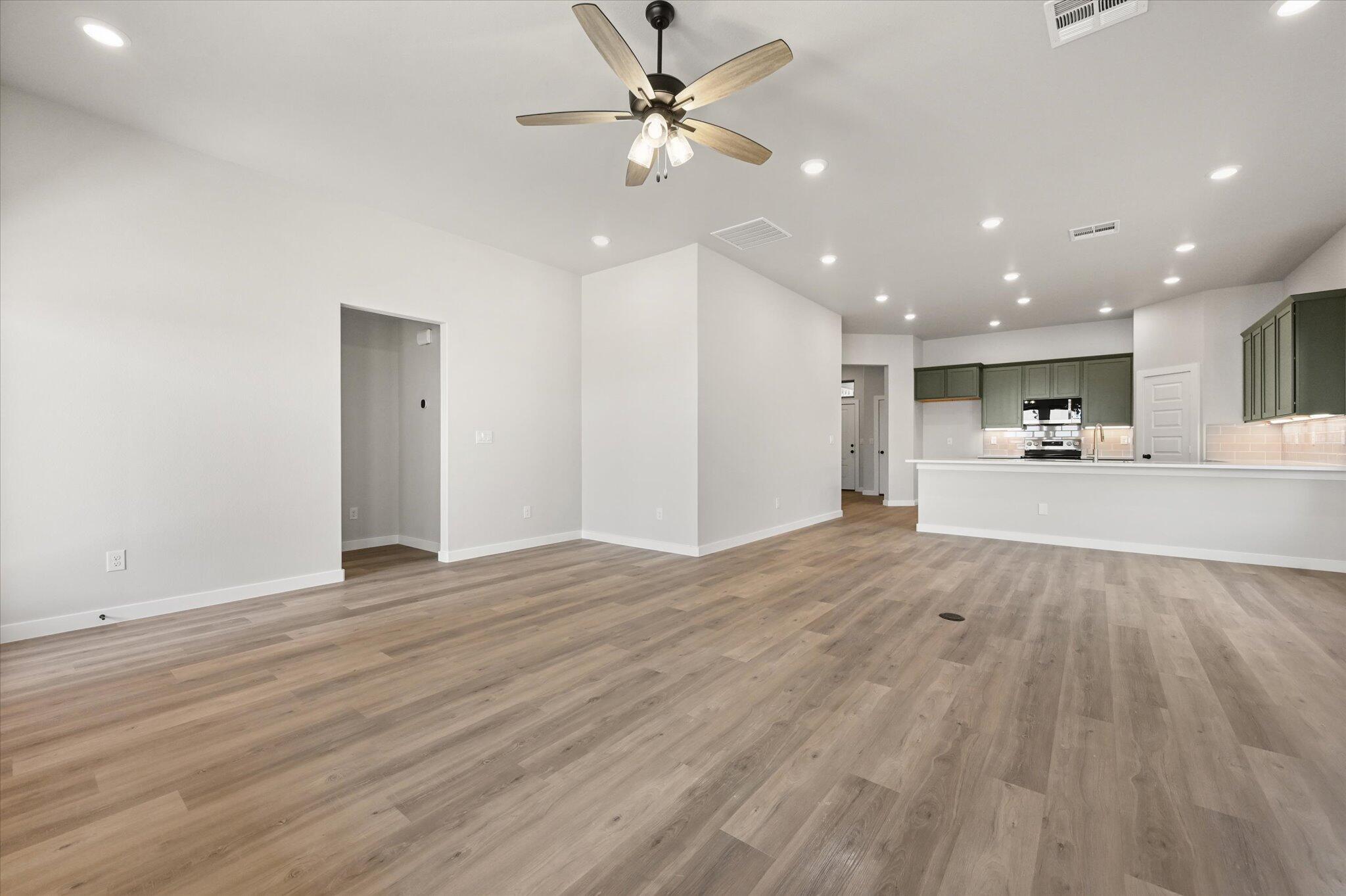 2918 Durham Avenue Property Photo 11