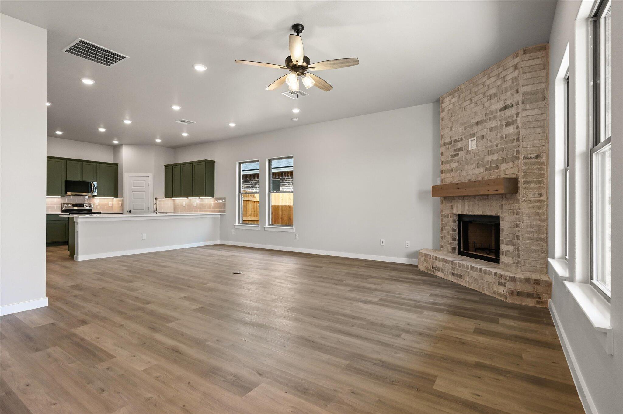 2918 Durham Avenue Property Photo 13