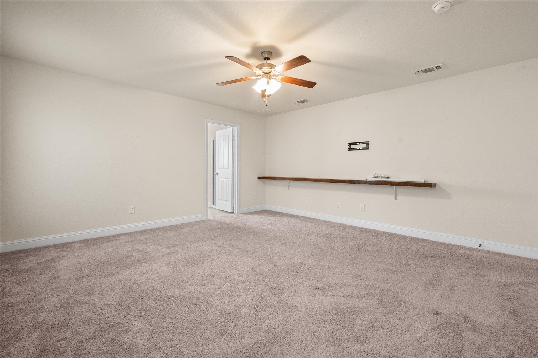 11102 Englewood Avenue Property Photo 16