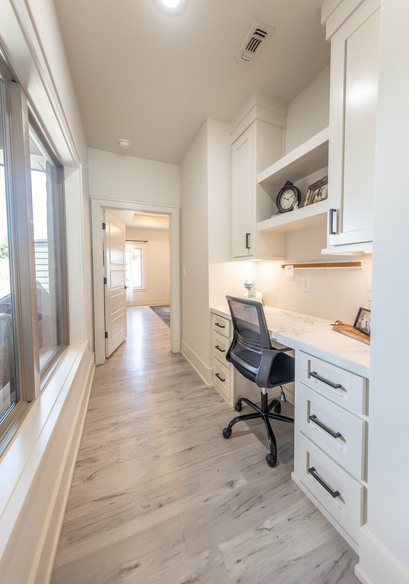 1127 16th Street Property Photo 11