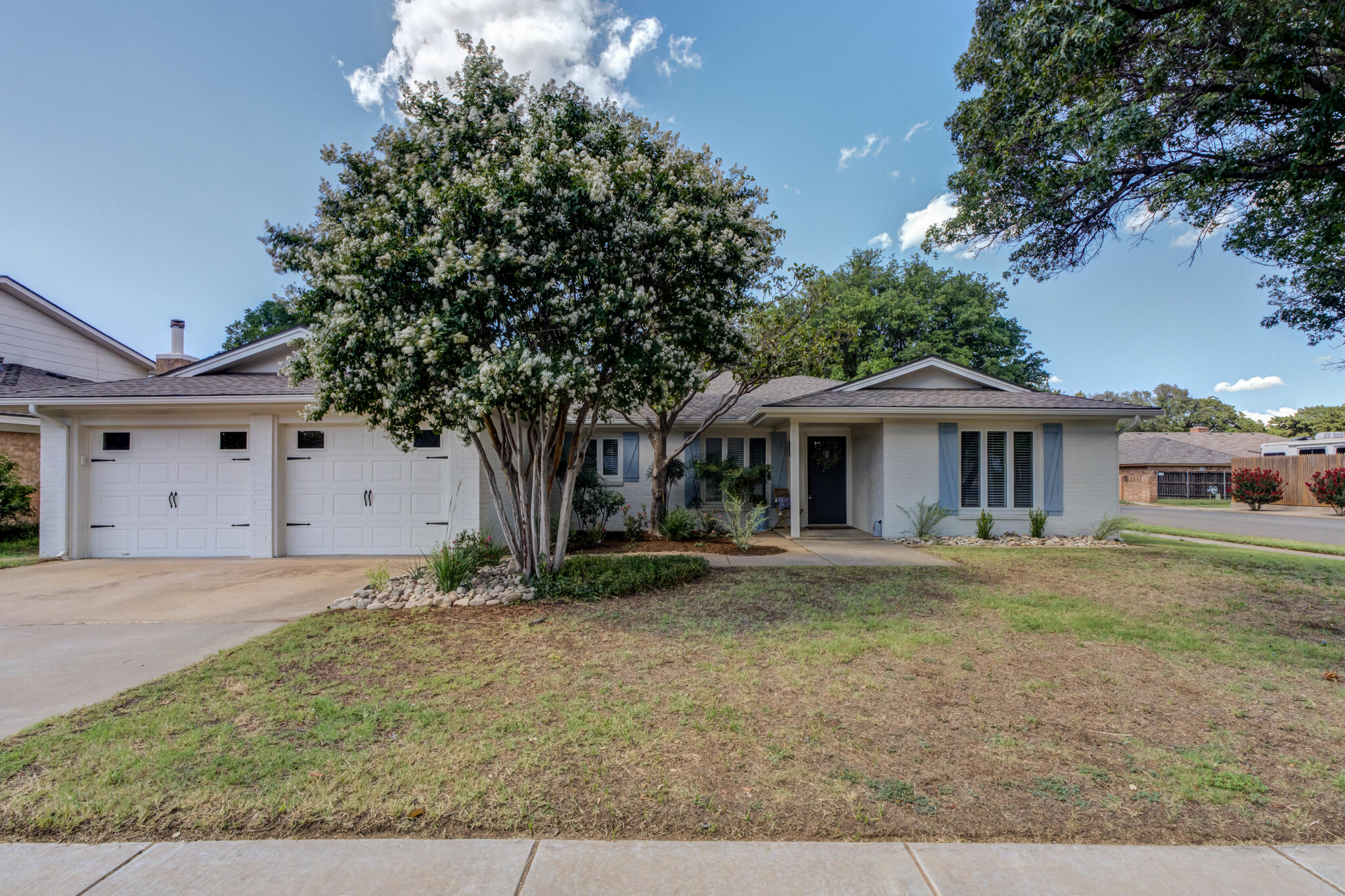 3202 77th Street Property Photo 1