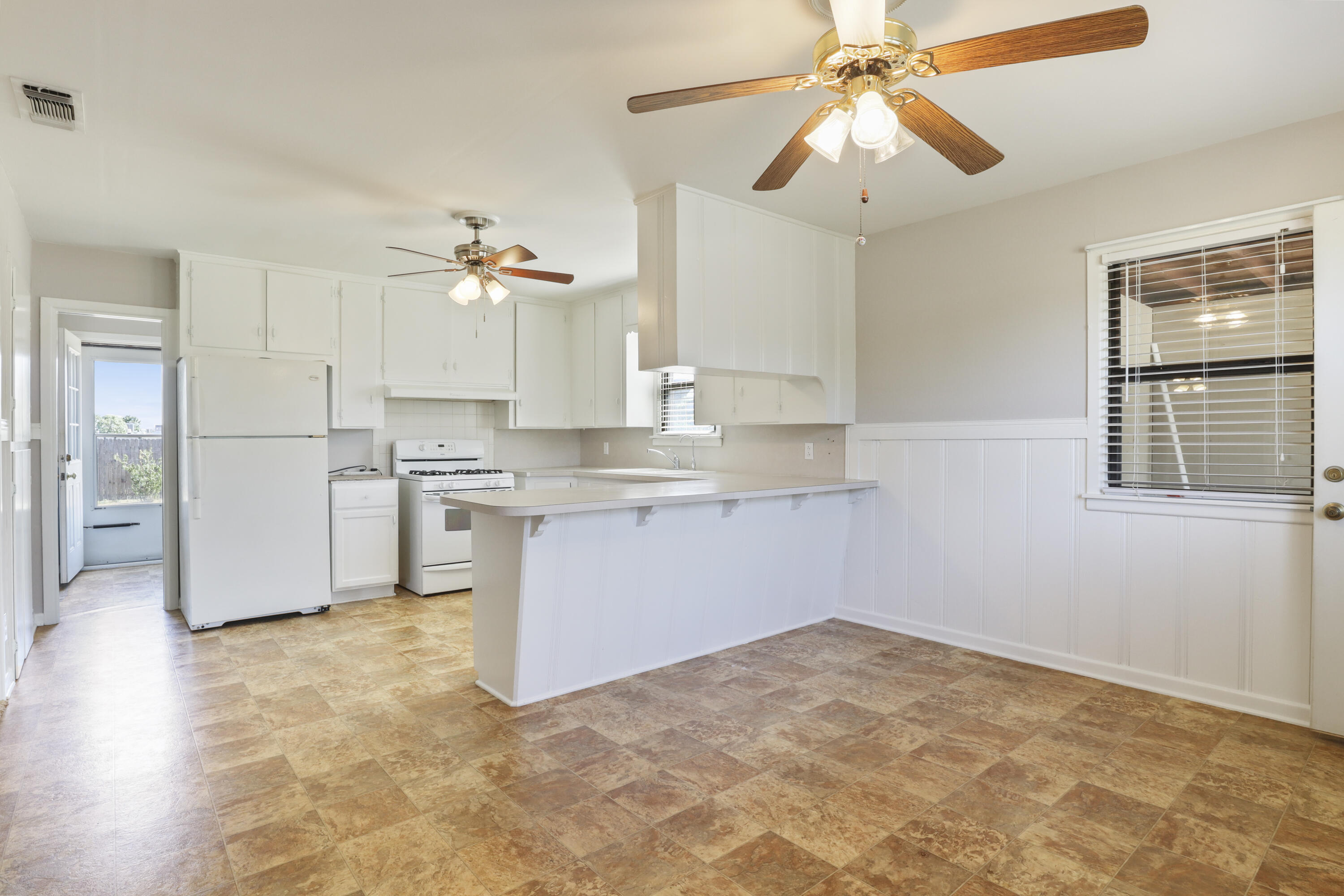 511 6th Street Property Photo 4