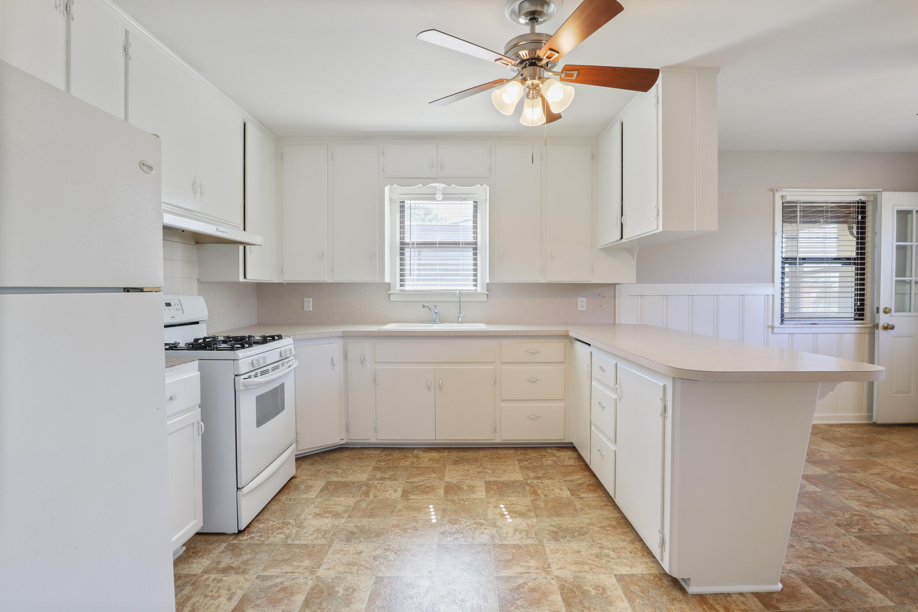 511 6th Street Property Photo 5