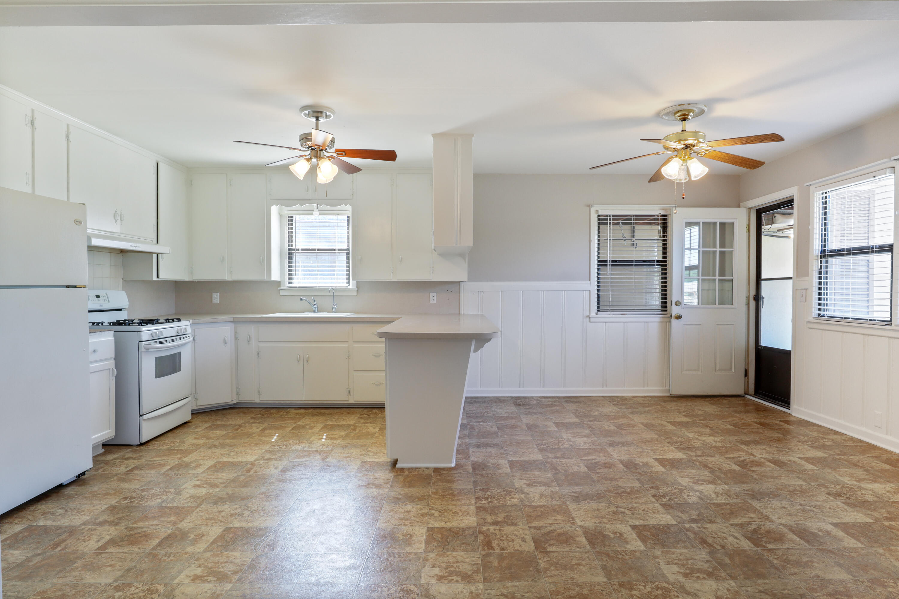 511 6th Street Property Photo 6