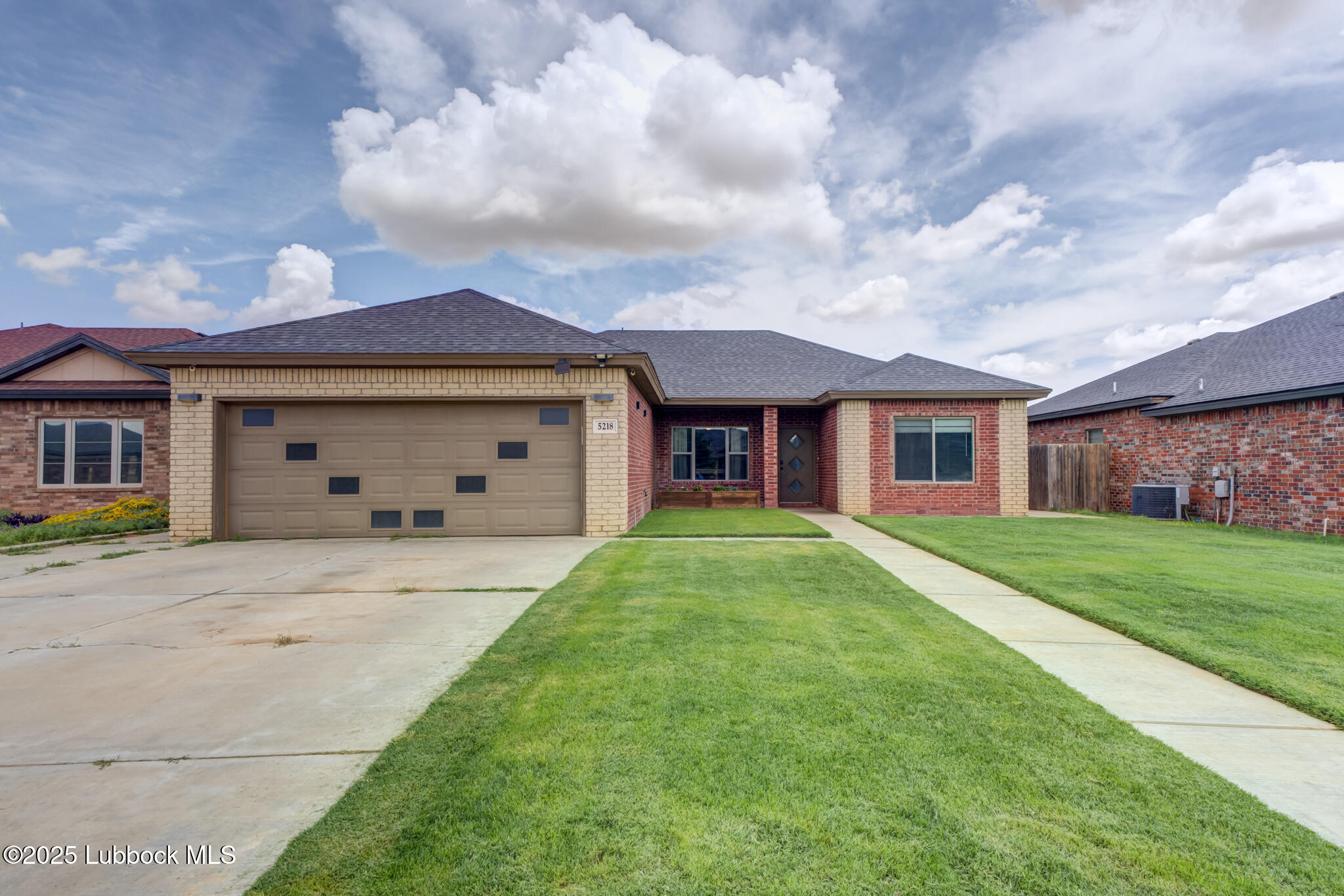 5218 Lehigh Street Property Photo 1