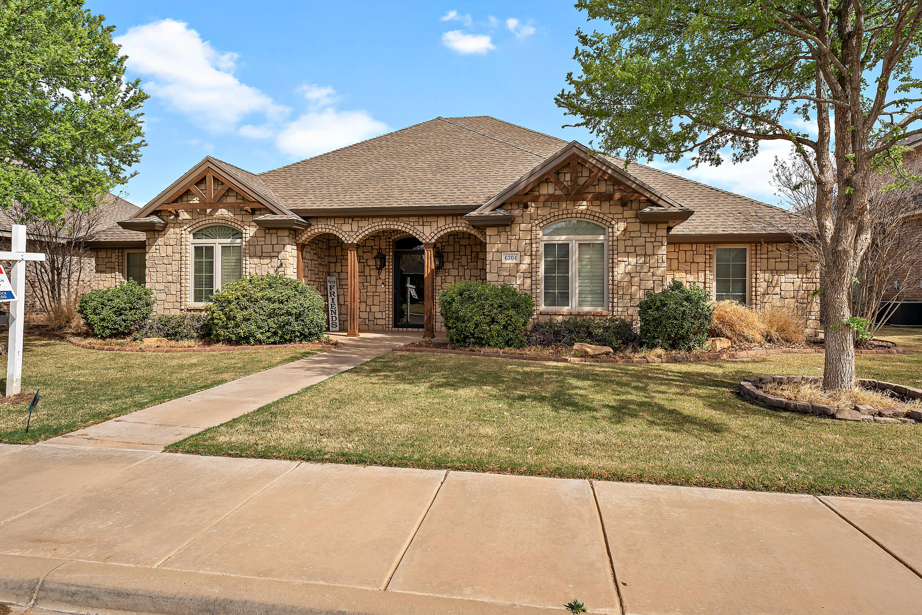 6304 76th Street Property Photo 1