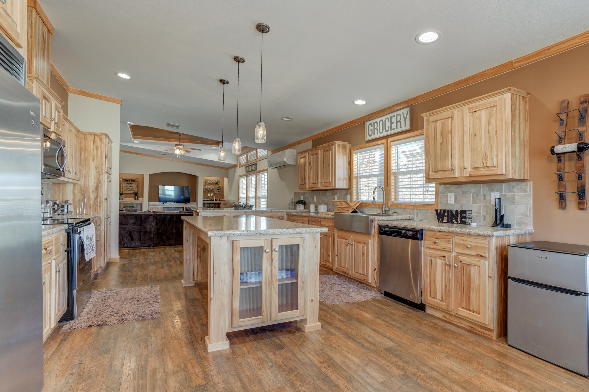 2677 Fm 3519 Property Photo 1