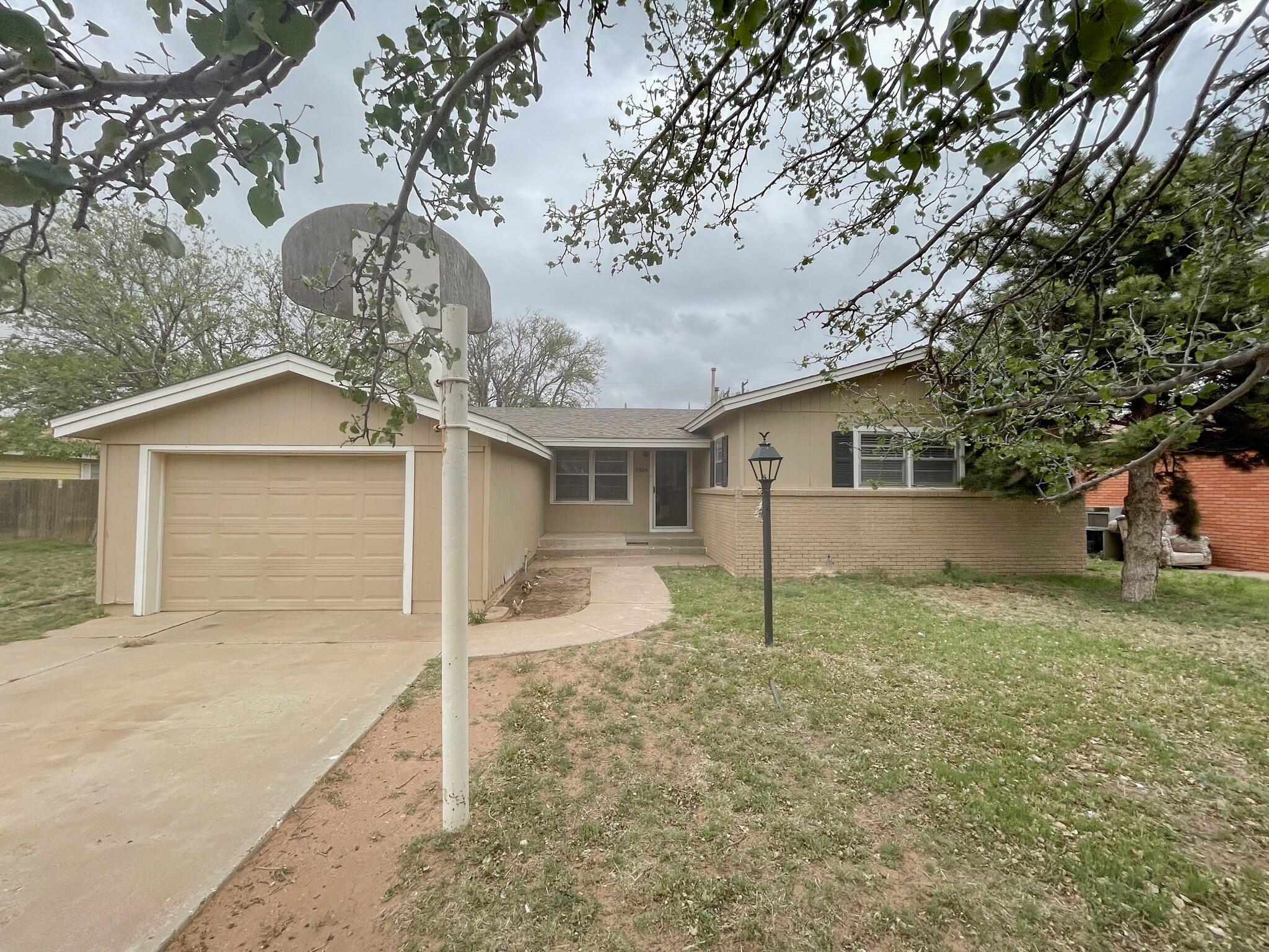5424 23rd Street Property Photo