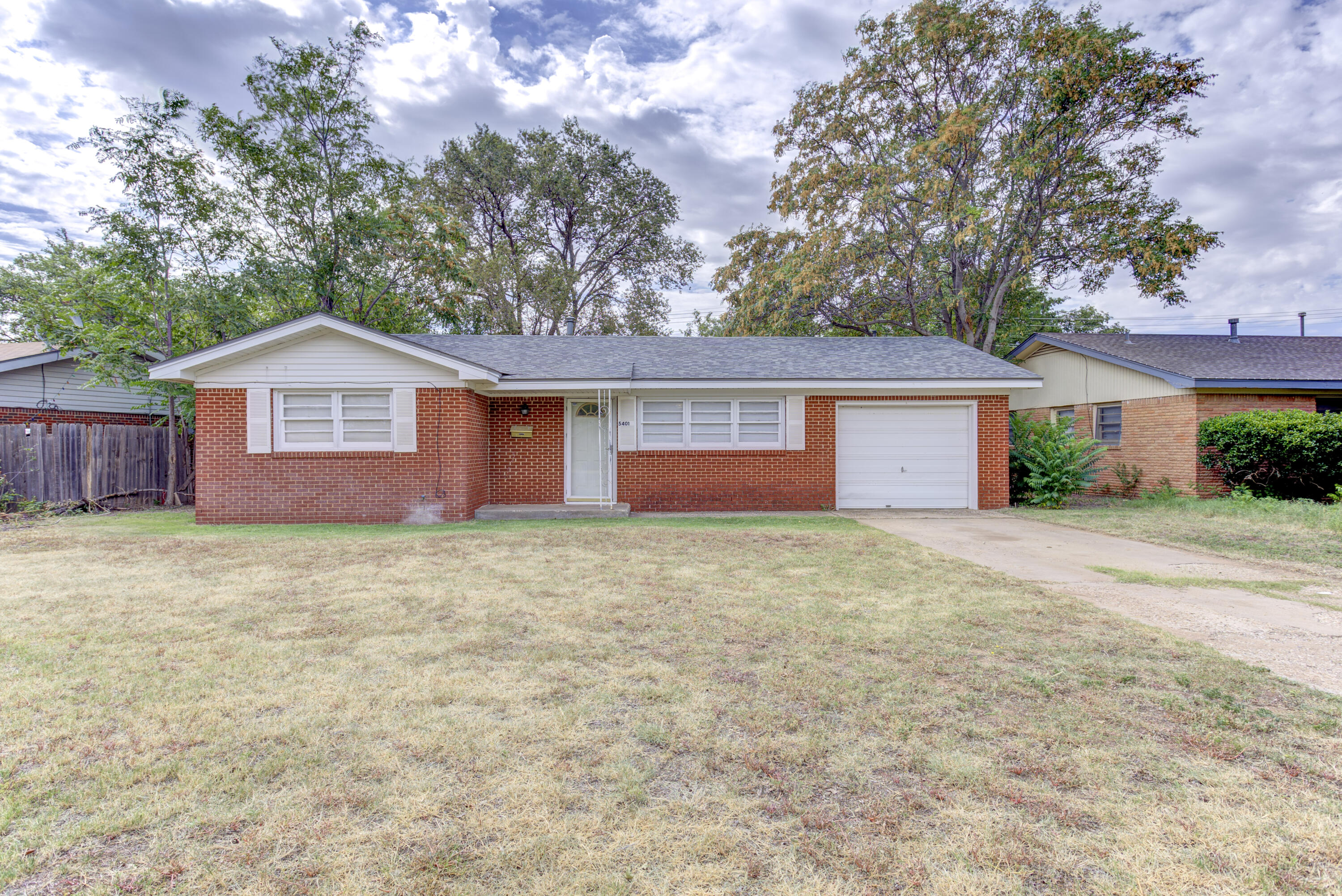 5401 Gary Avenue Property Photo 1