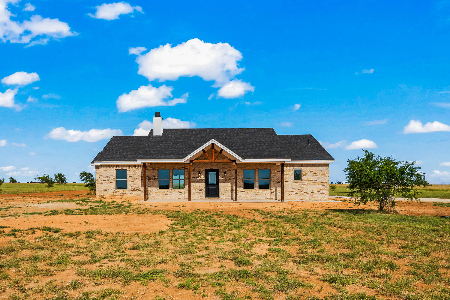 14626 N County Road 1200 Property Photo 1