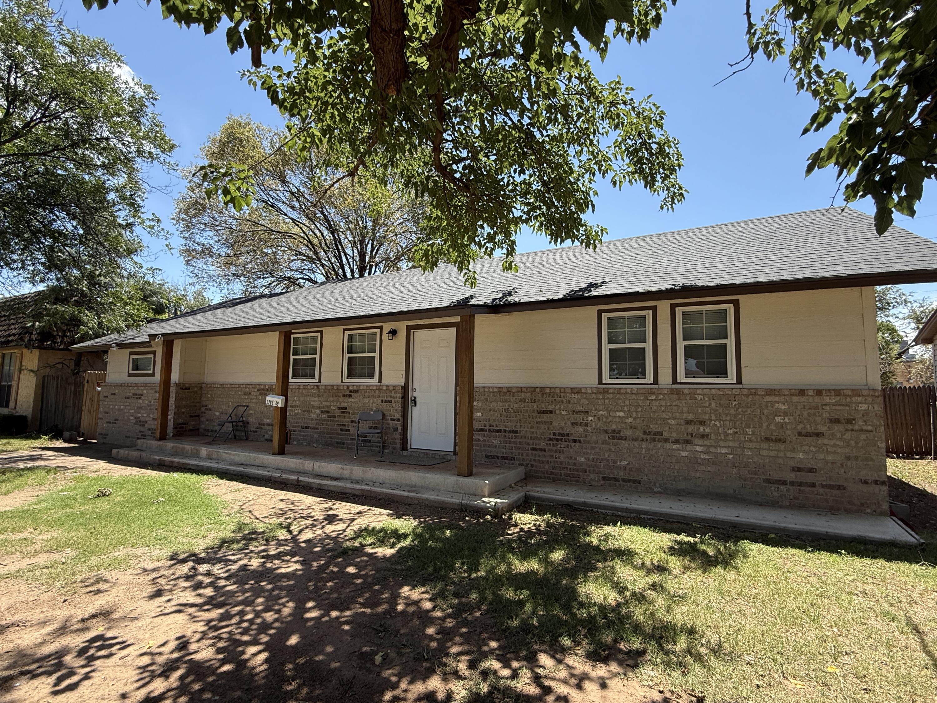 2203 49th Street Property Photo 1
