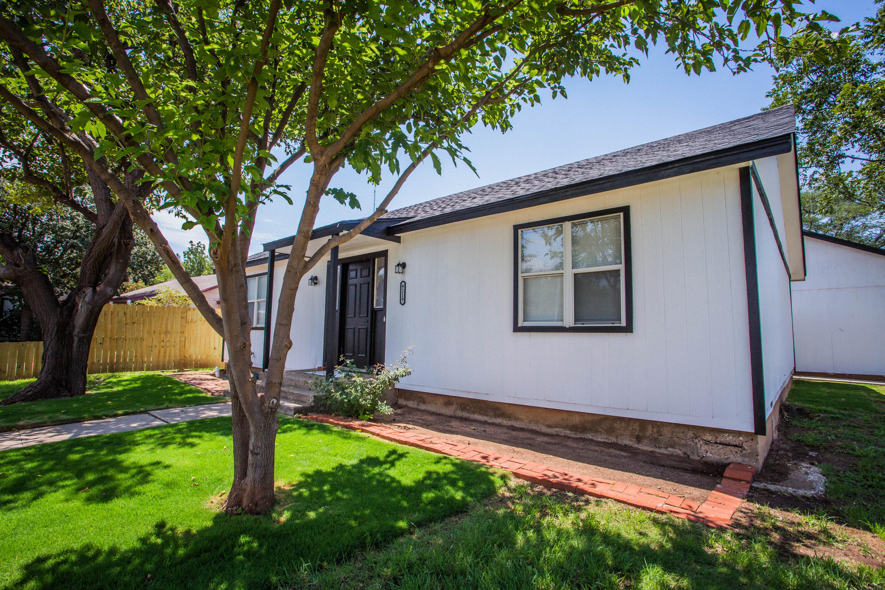 9219 Belton Avenue Property Photo 1